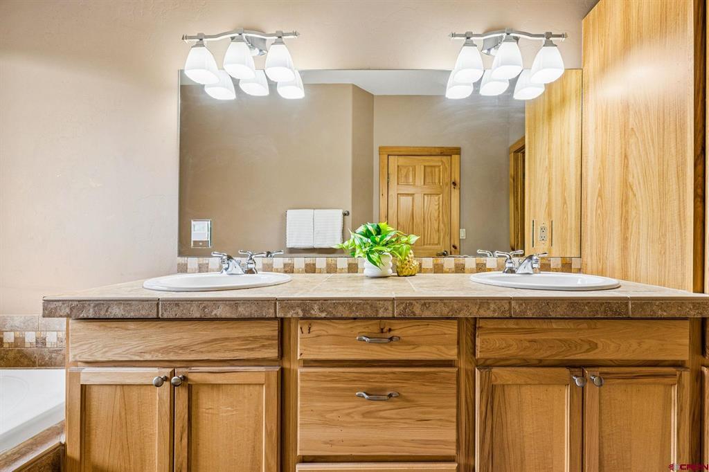 50 River Oaks Drive Unit: 115