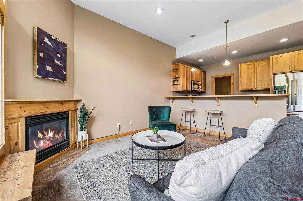 50 River Oaks Drive Unit: 115