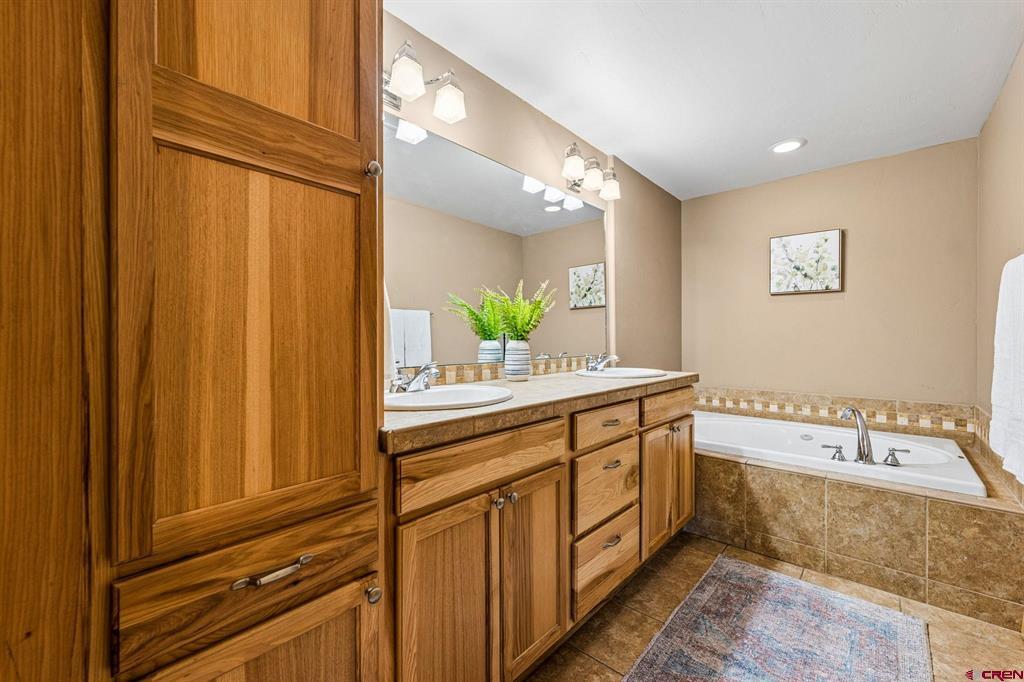 50 River Oaks Drive Unit: 115