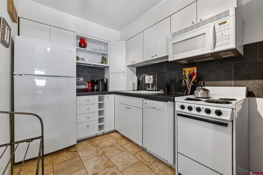 395 Sheol Street Unit: 117