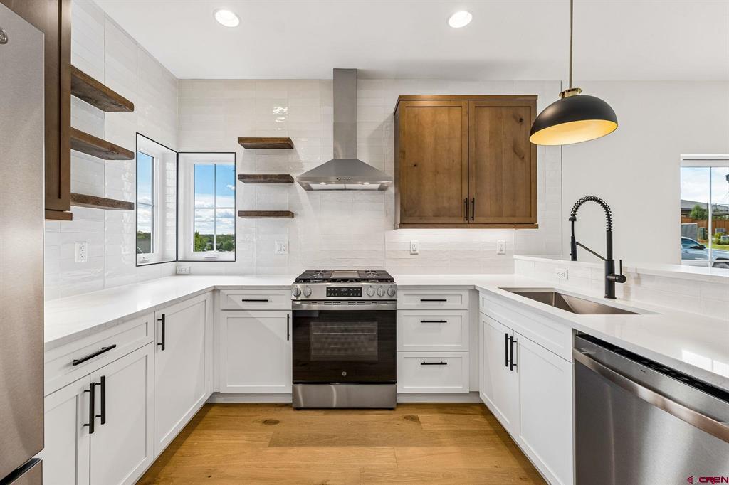 125 Salt Brush Street Unit: 402