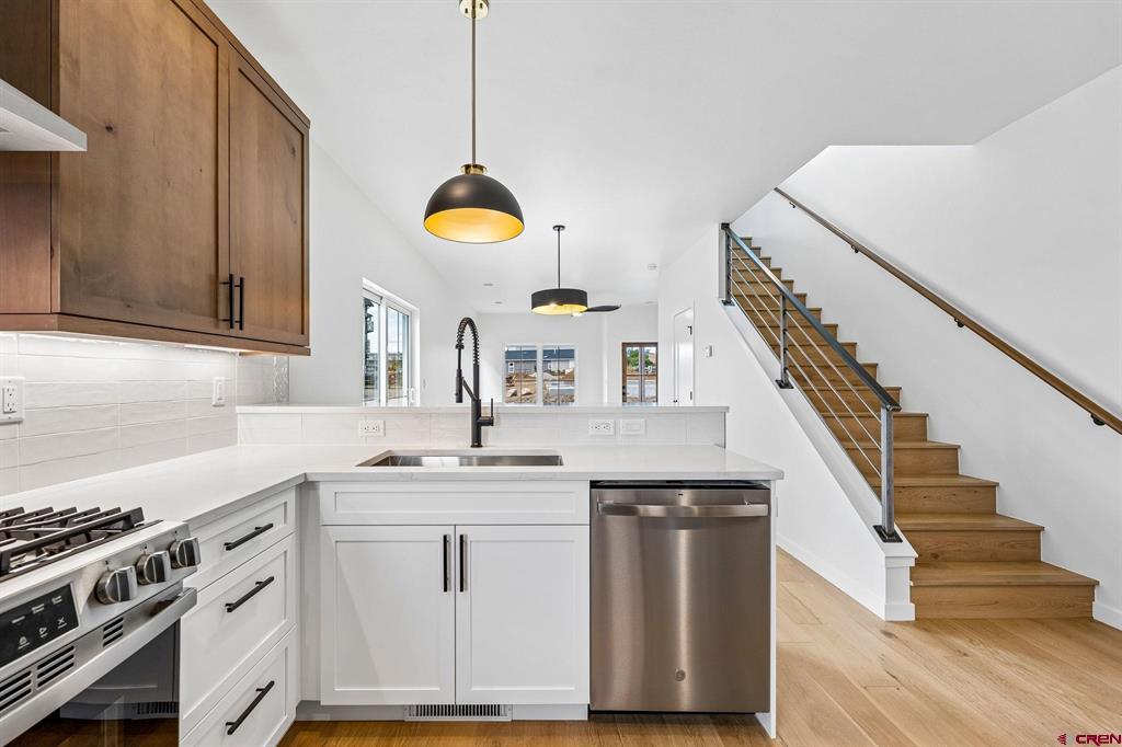 125 Salt Brush Street Unit: 402