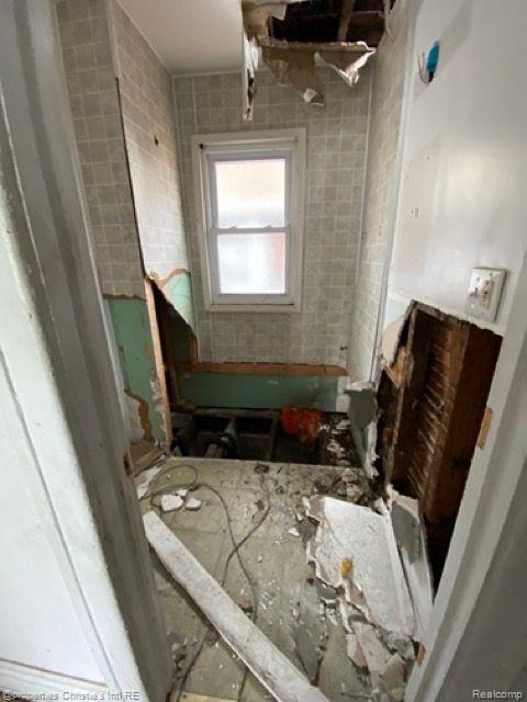 637 MANISTIQUE Street