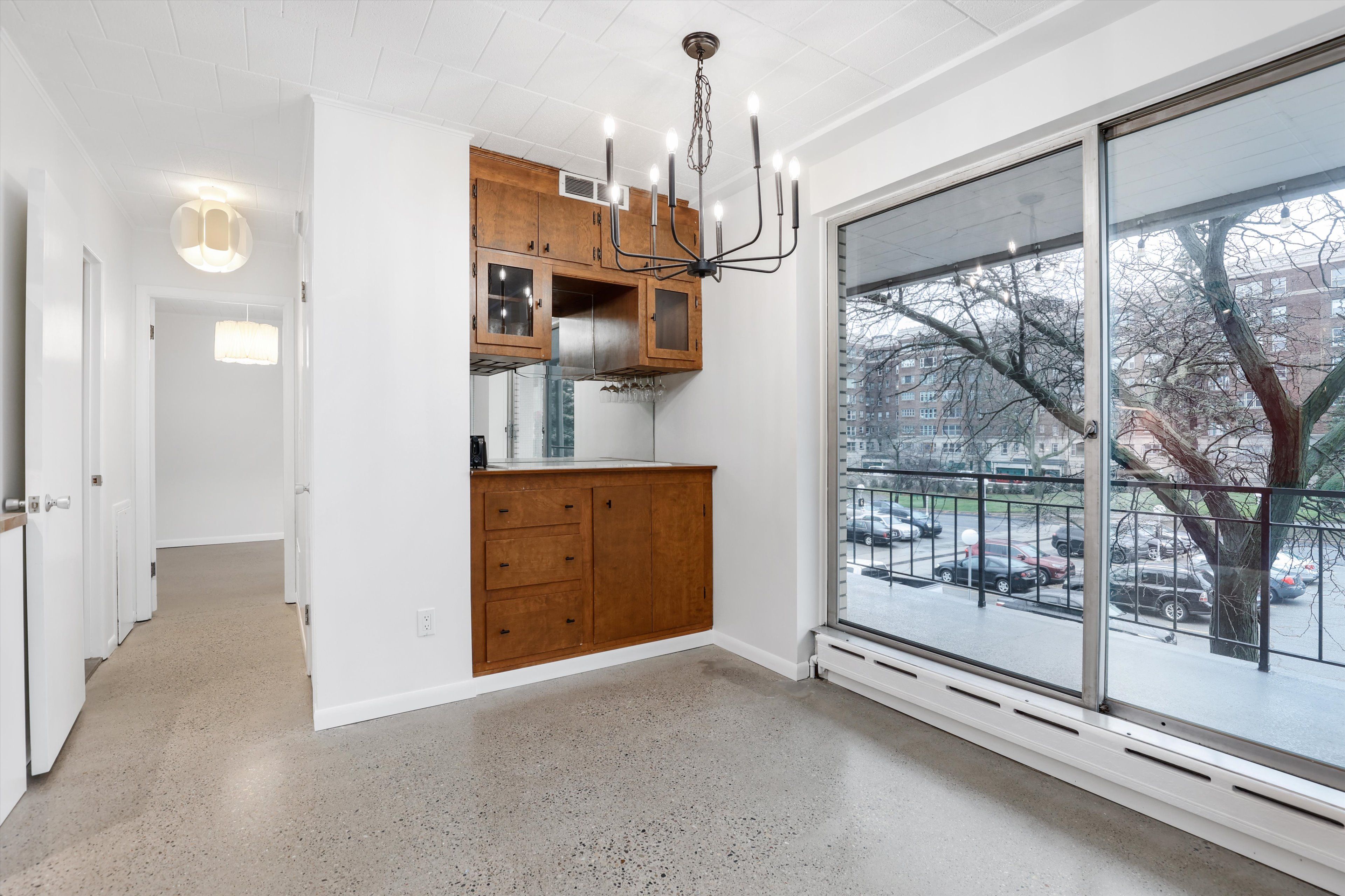 8300 E JEFFERSON Avenue 203