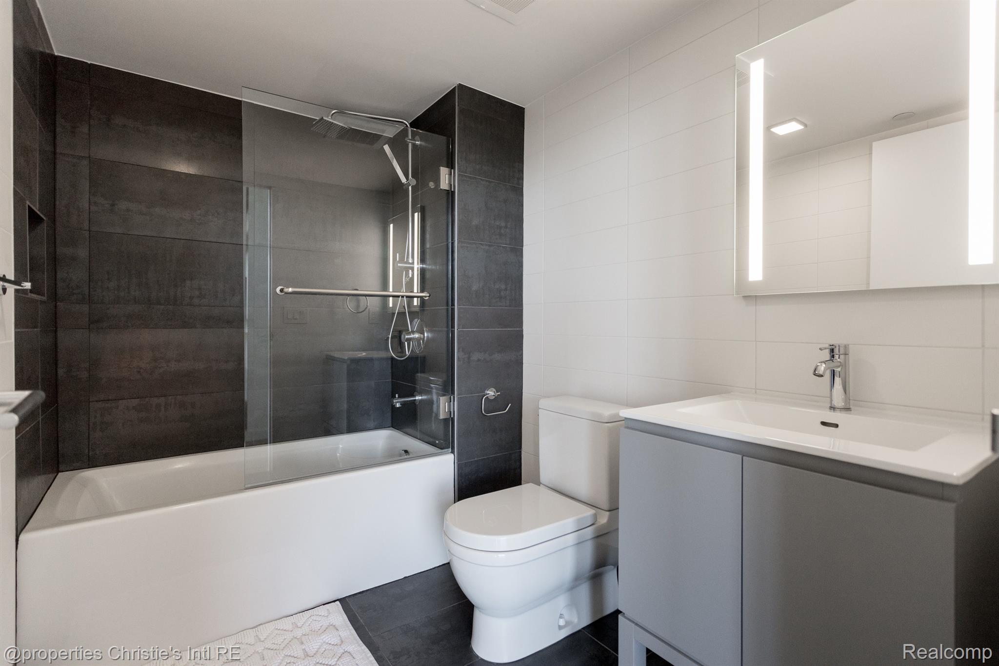 1454 TOWNSEND Street 403