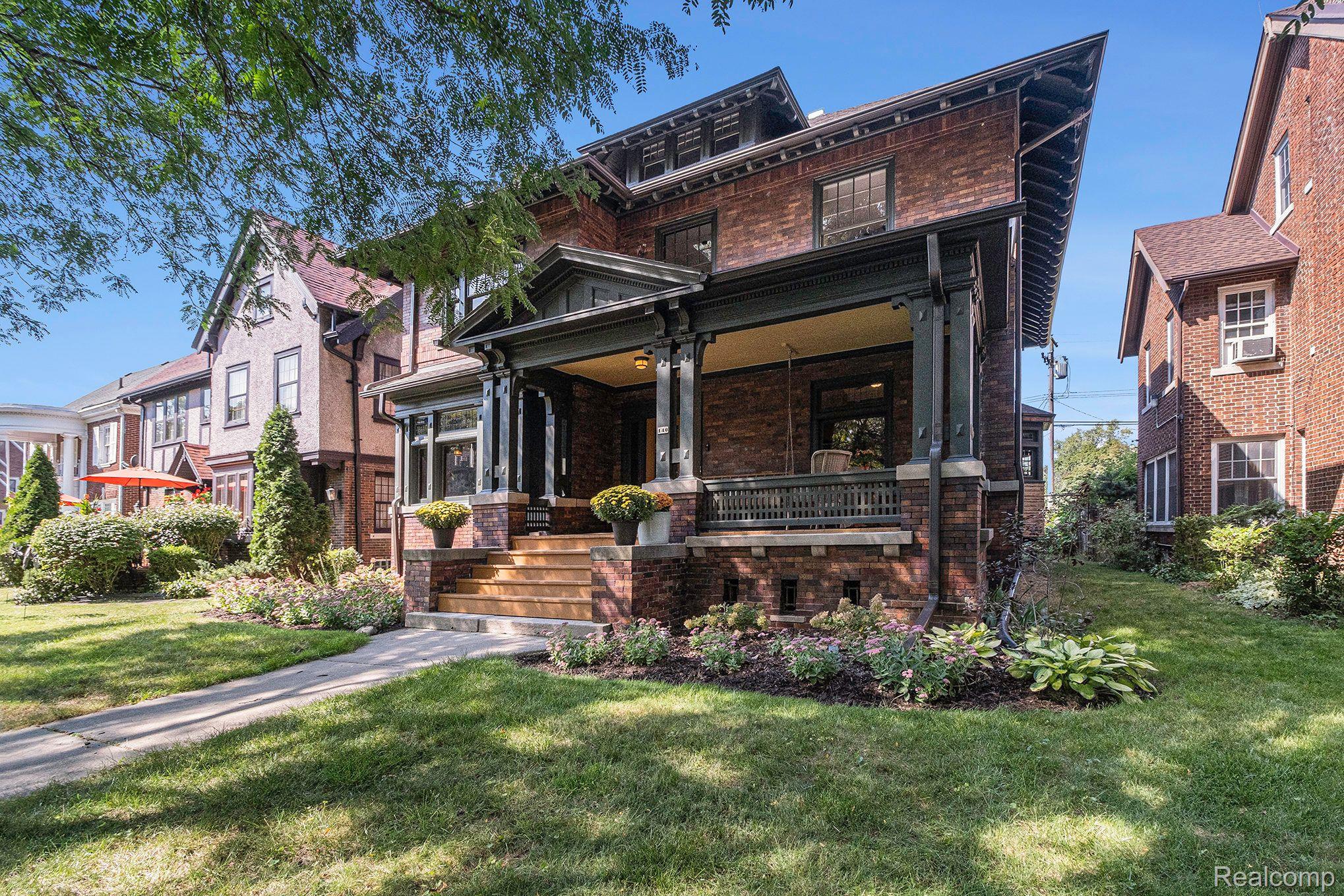 140 LONGFELLOW Street