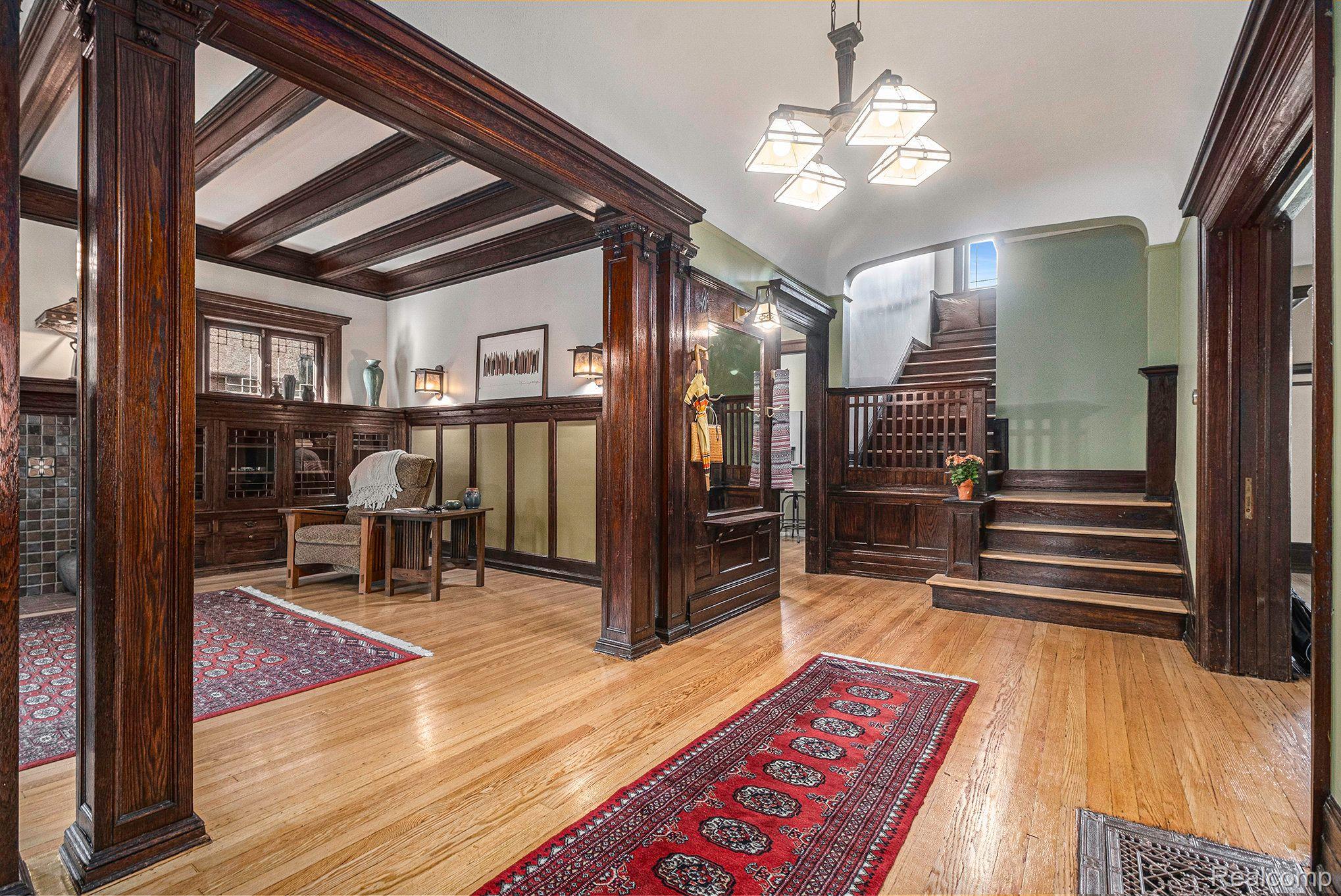 140 LONGFELLOW Street