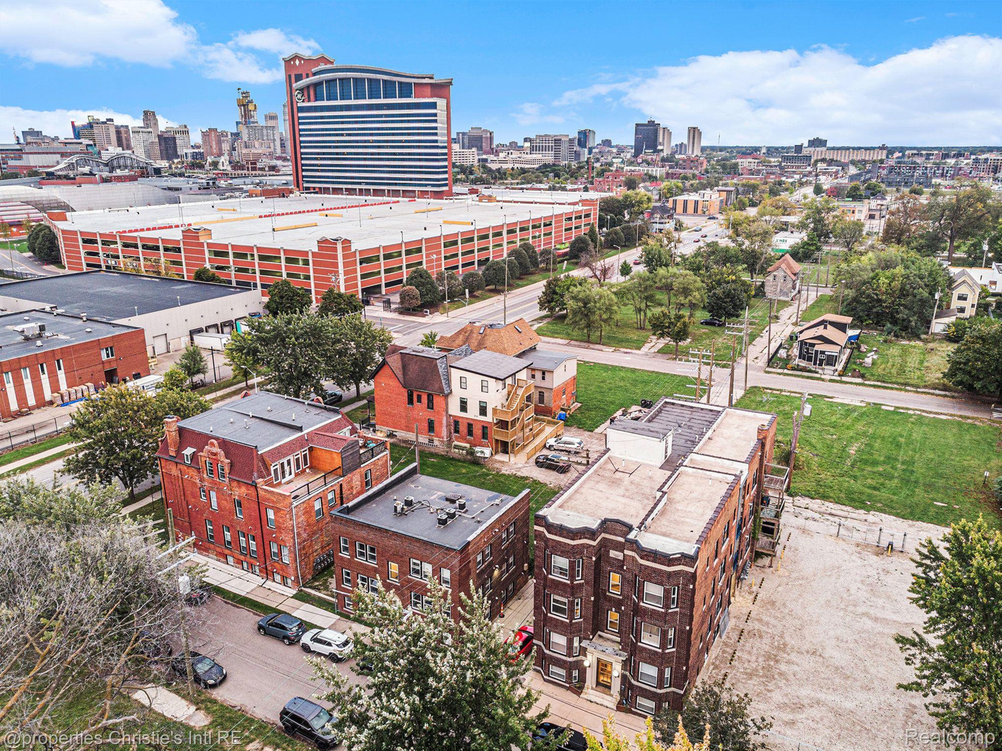 1533 ASH Street # 102
