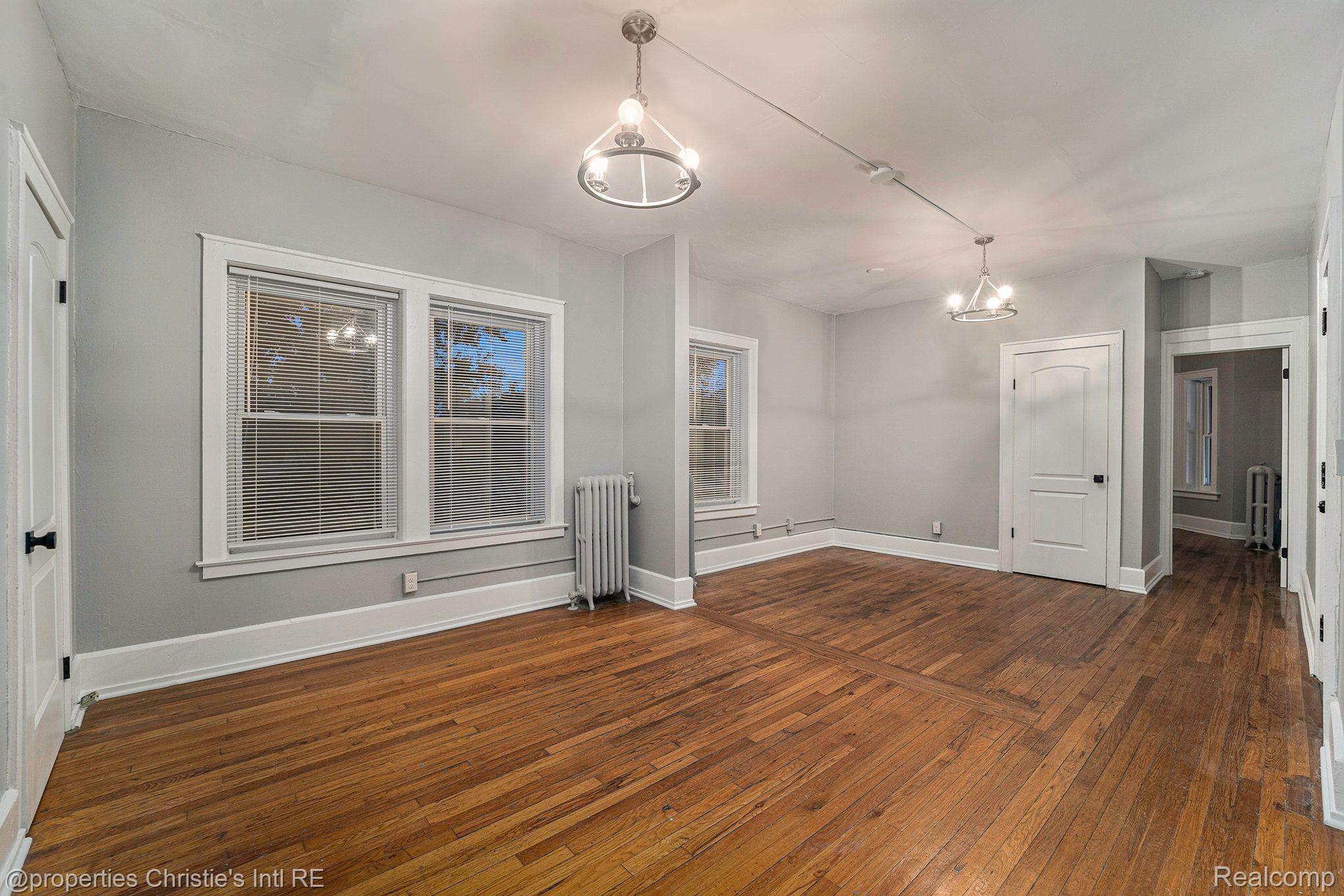 1533 ASH Street # 102