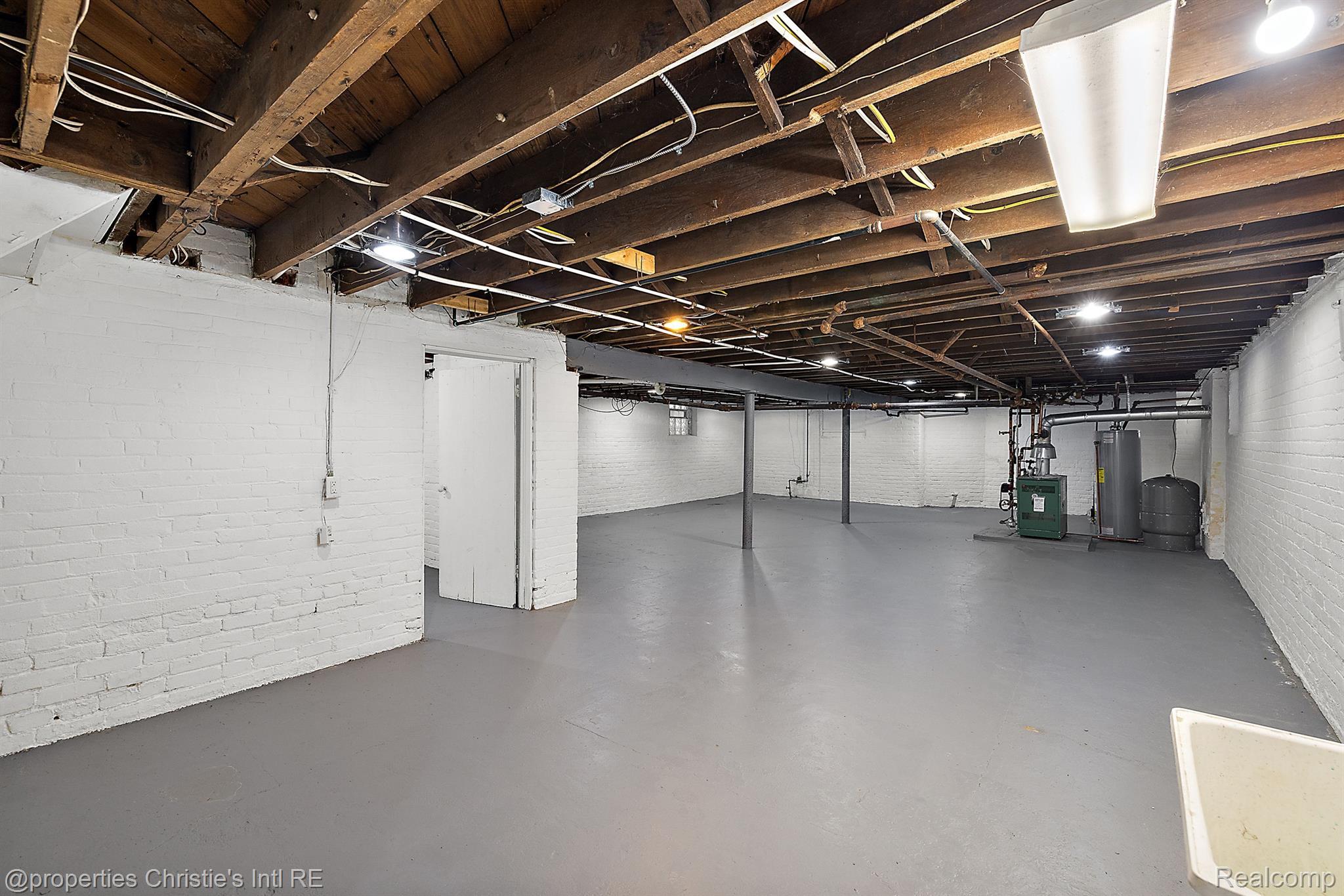 1495 SEYBURN Street