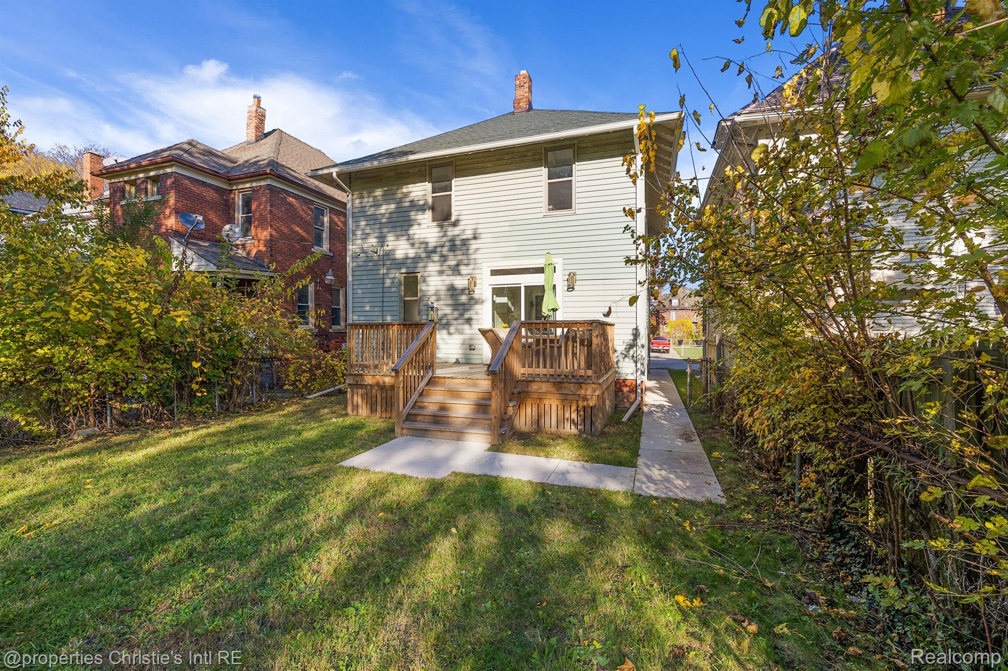 2185 HELEN Street