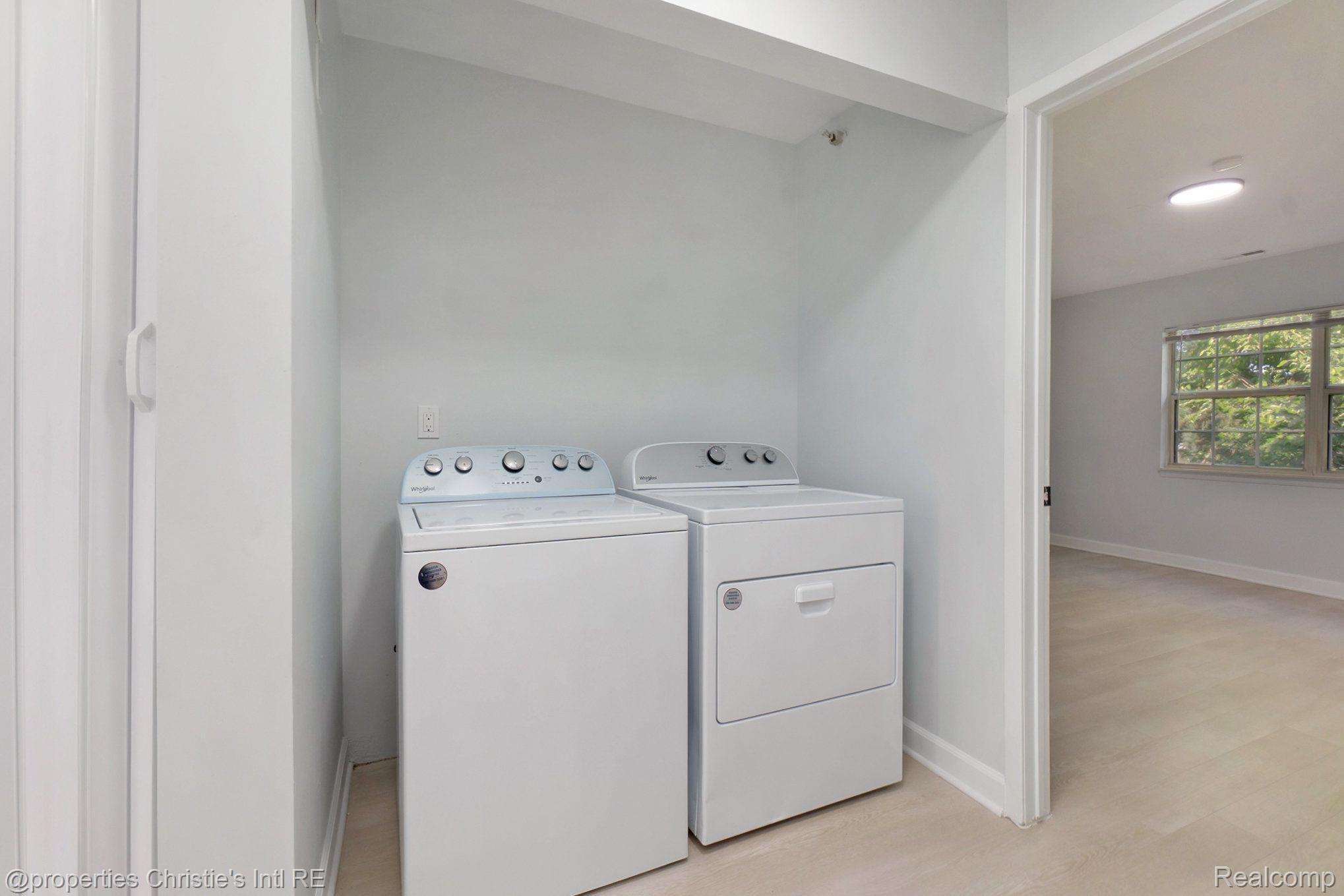 4434 TRUMBULL Street 11