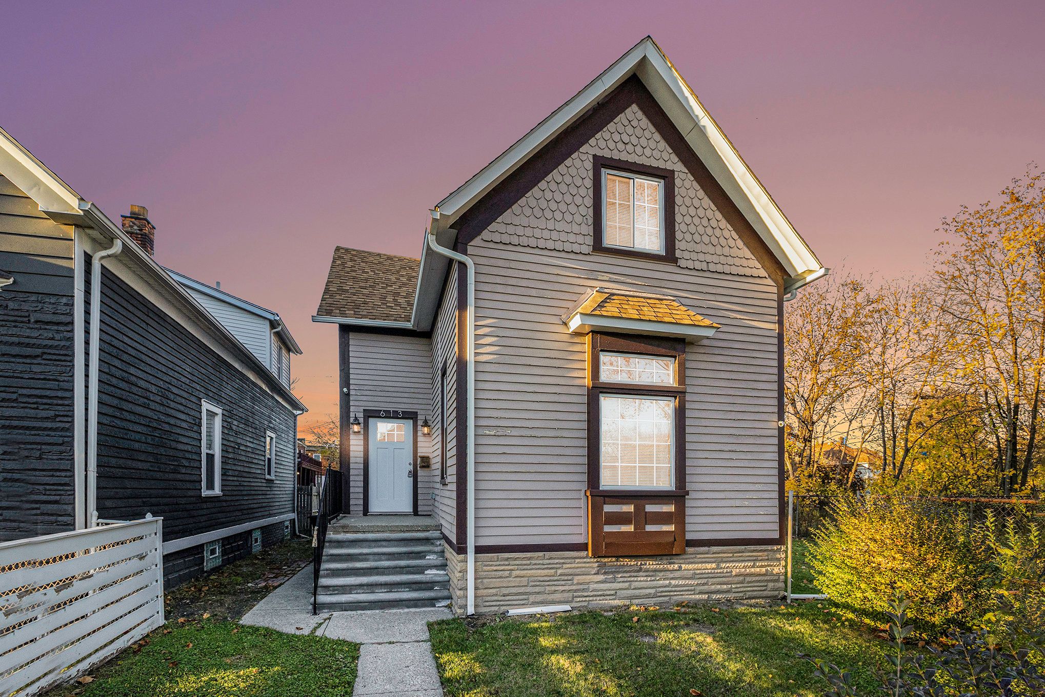 613 E EUCLID Street