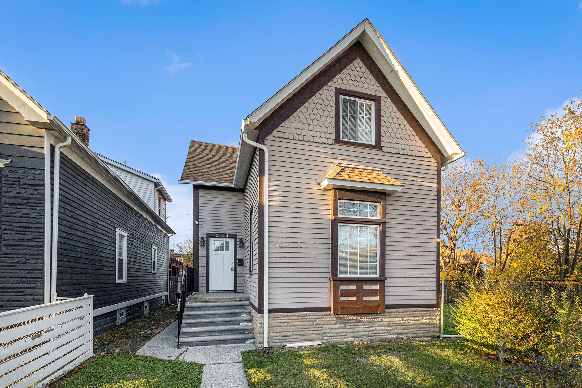 613 E EUCLID Street