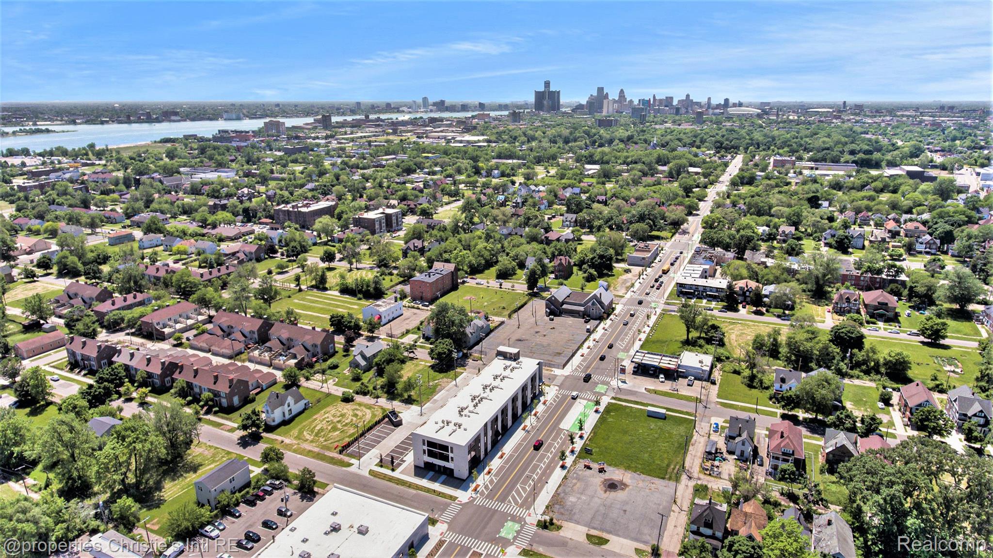 7410 KERCHEVAL Street 207