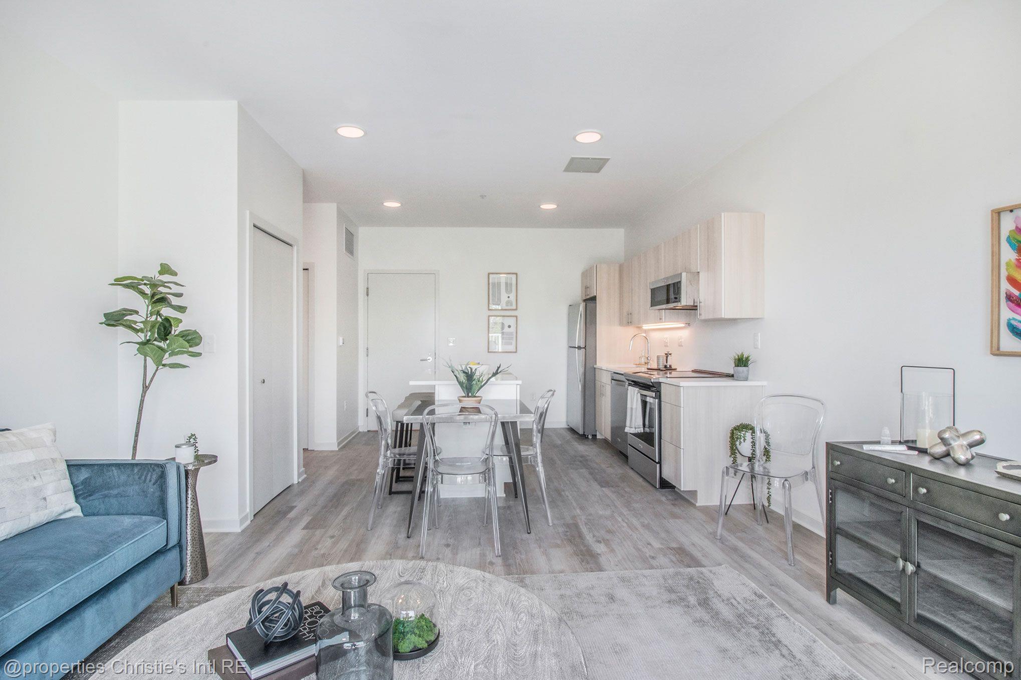 7410 KERCHEVAL Street 207