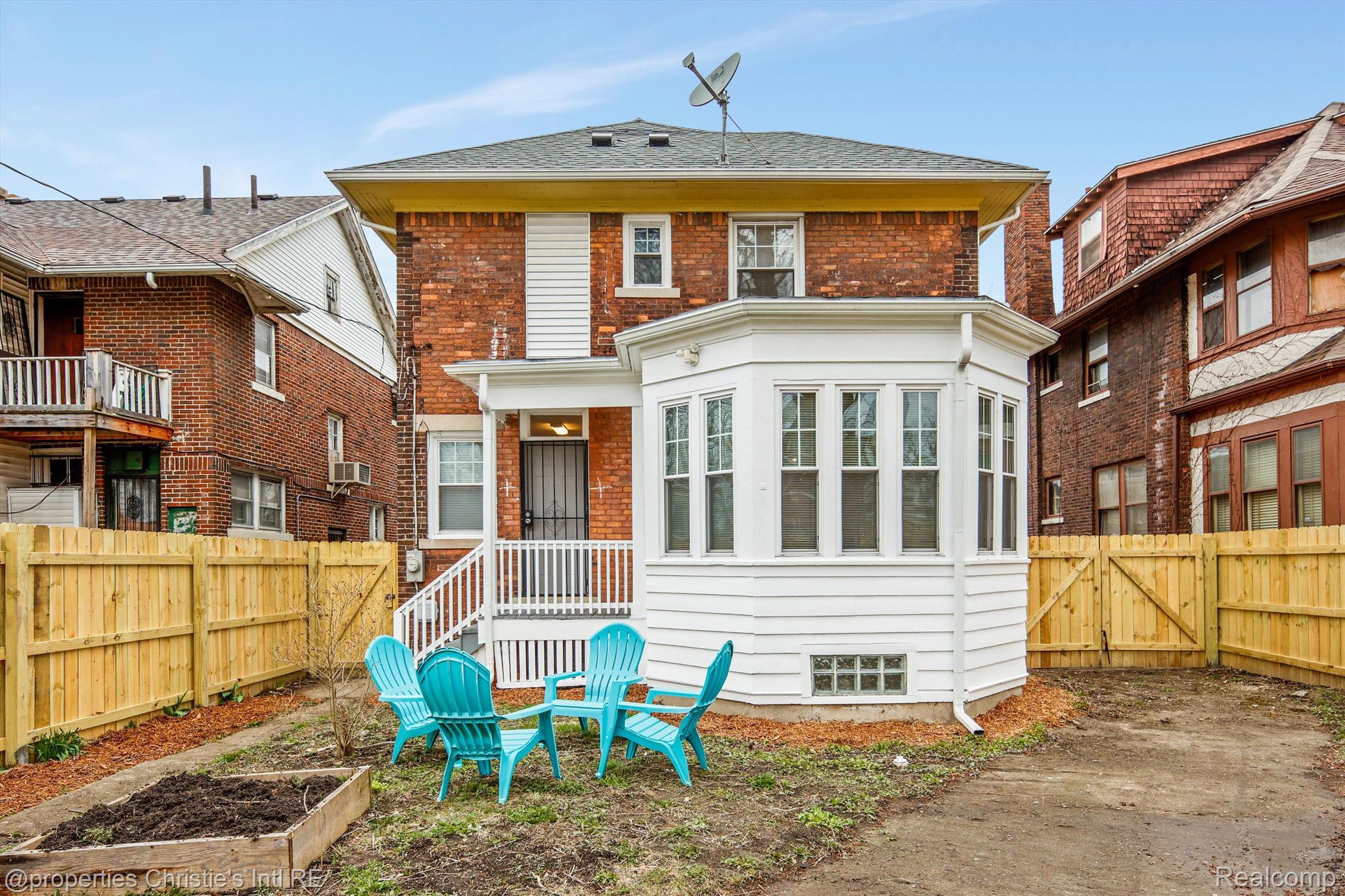 1995 ATKINSON Street