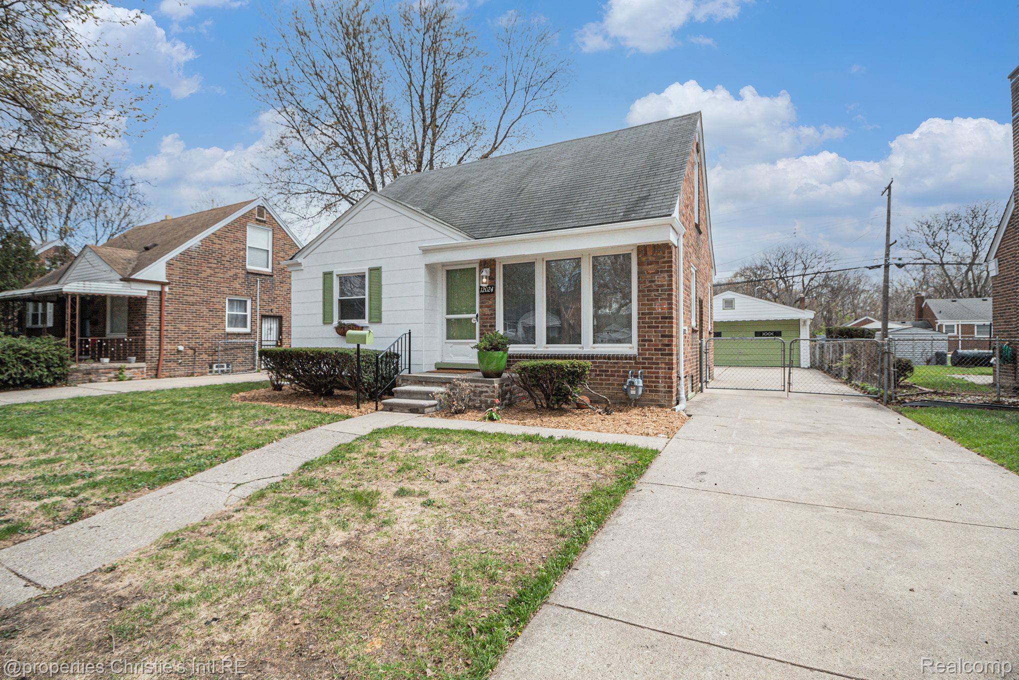 12024 CHATHAM