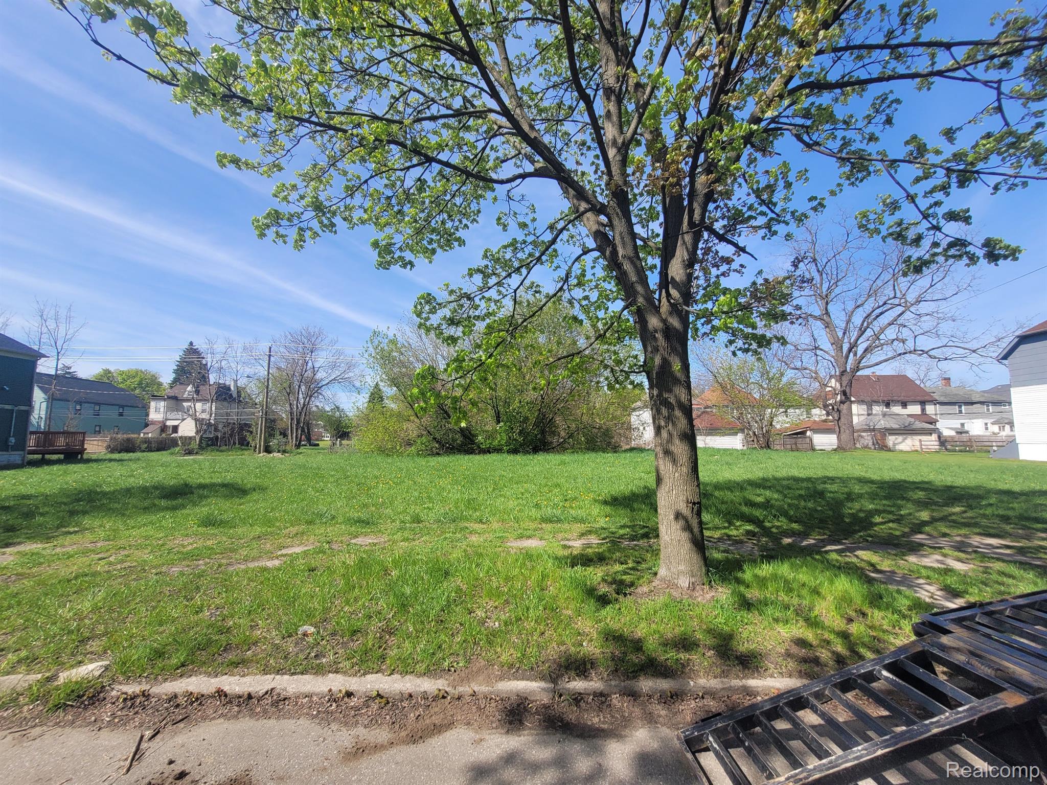 2499 TOWNSEND Street