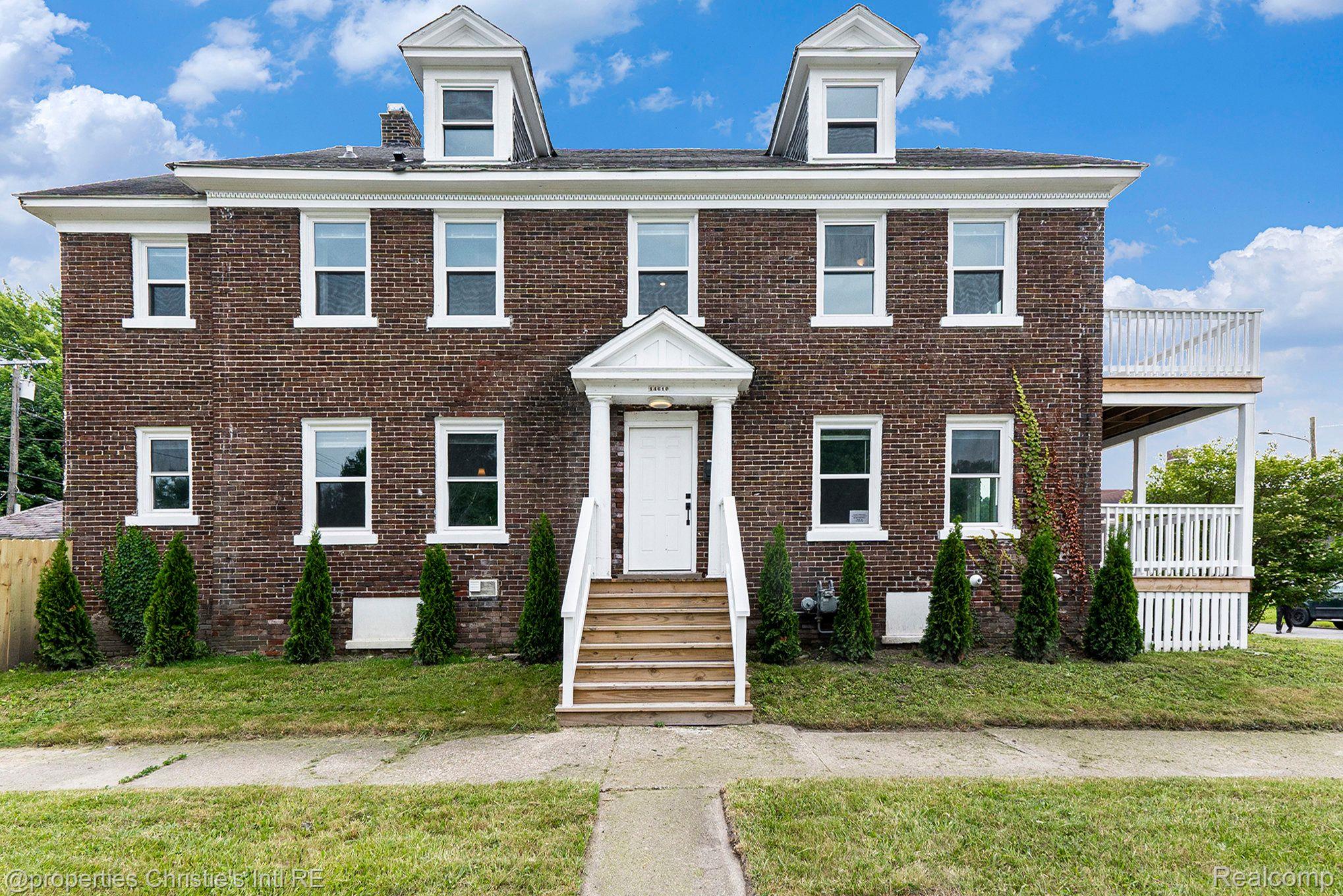392 PHILIP Street