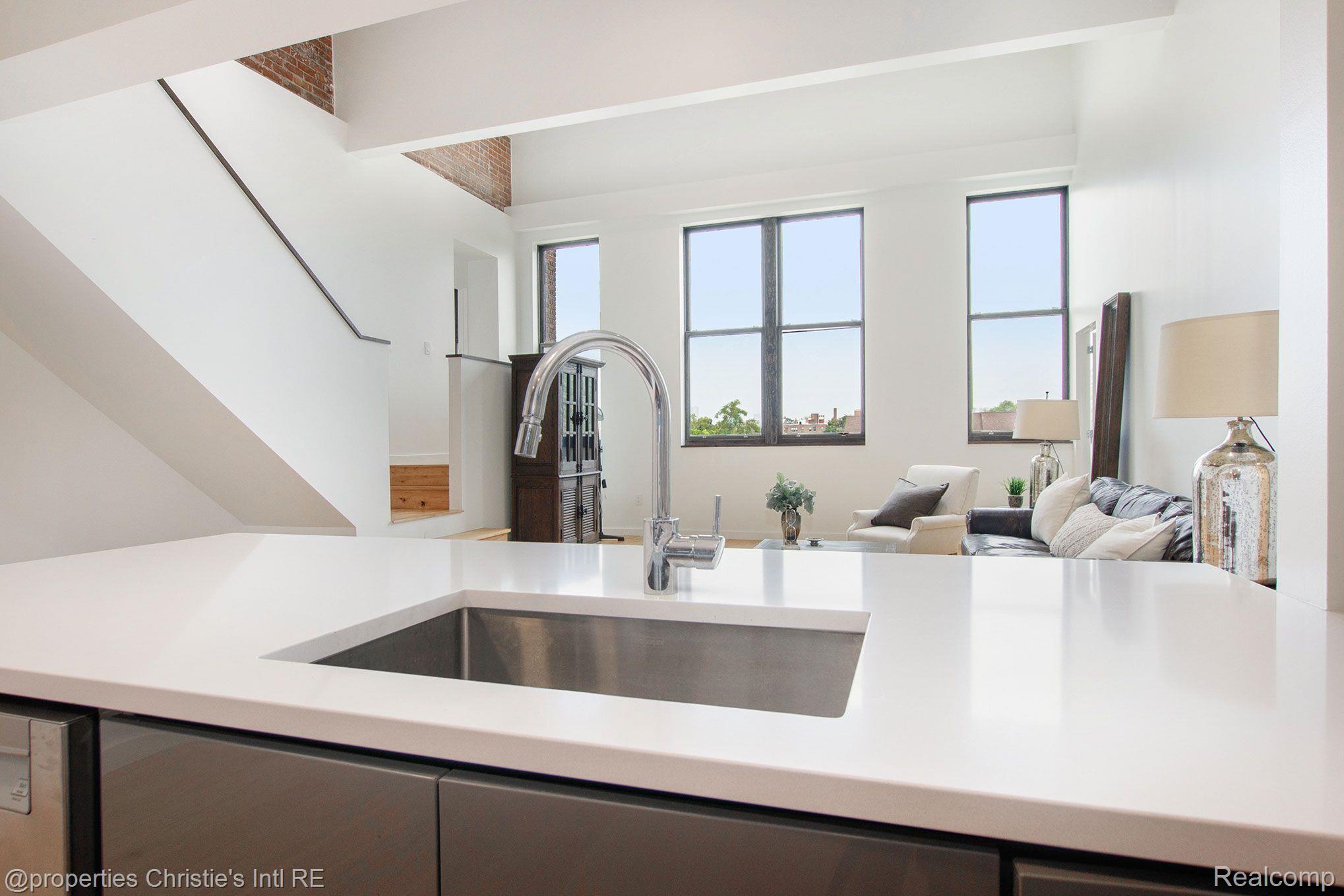 1454 TOWNSEND Street 307