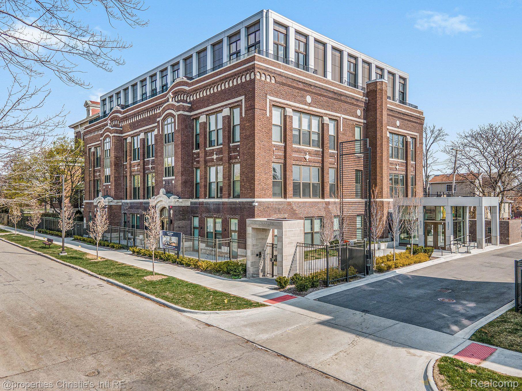 1454 TOWNSEND Street 307