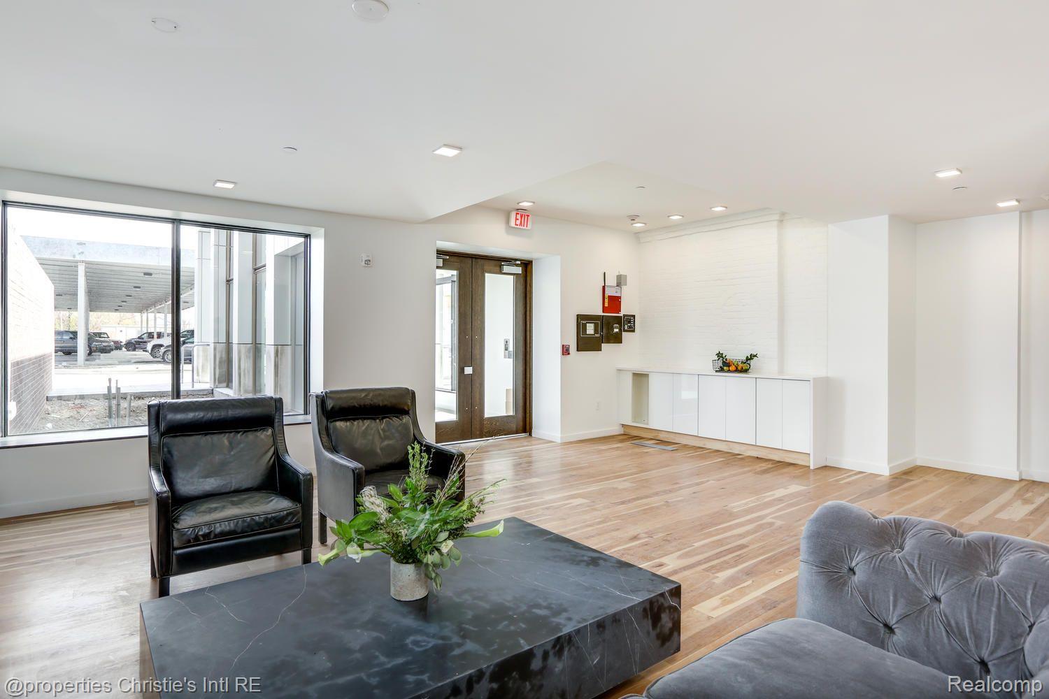 1454 TOWNSEND Street 307