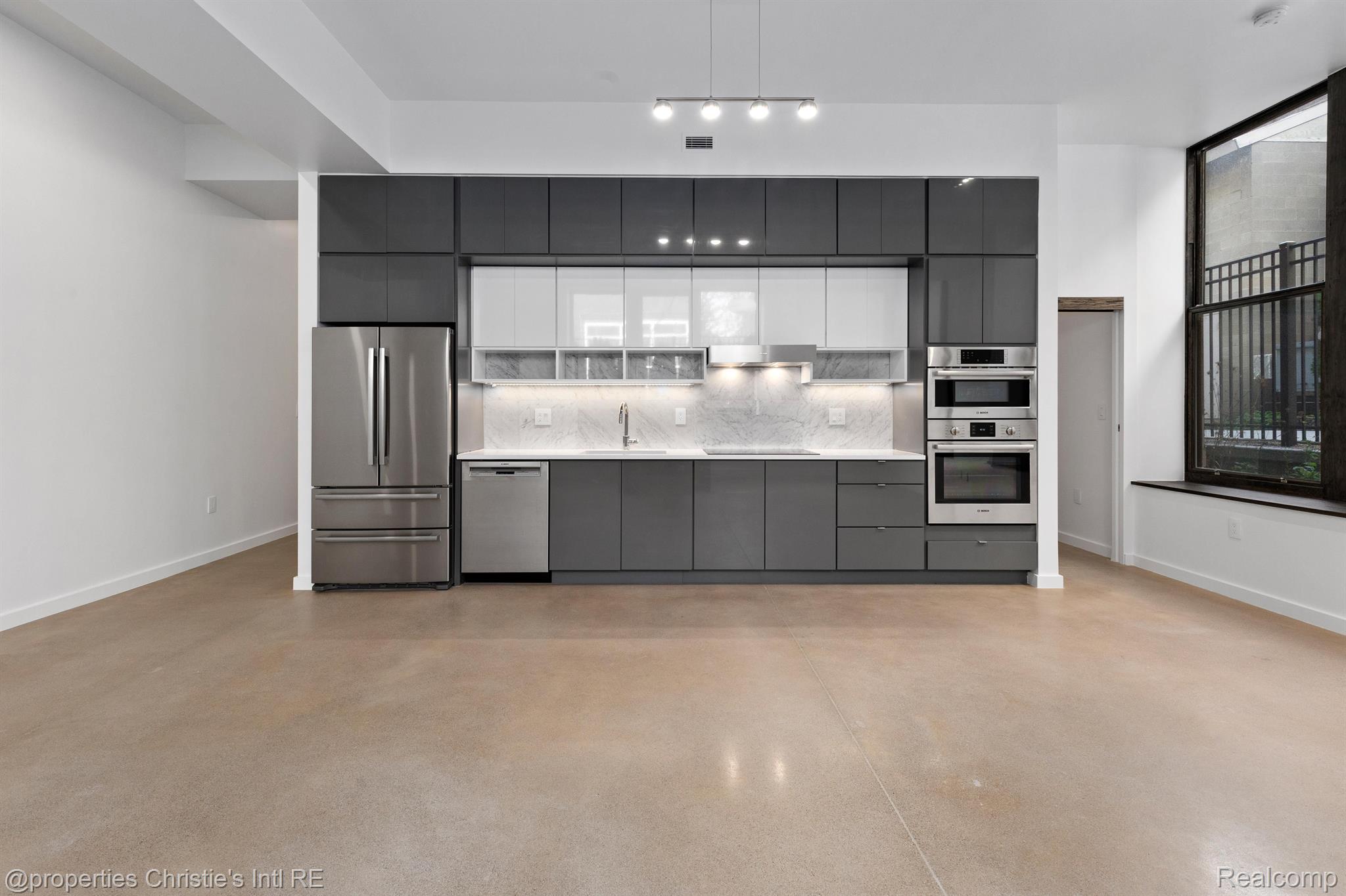 1454 TOWNSEND Street #106