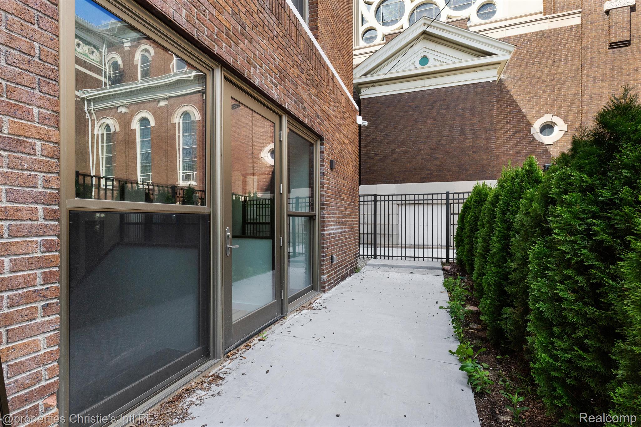 1454 TOWNSEND Street #106