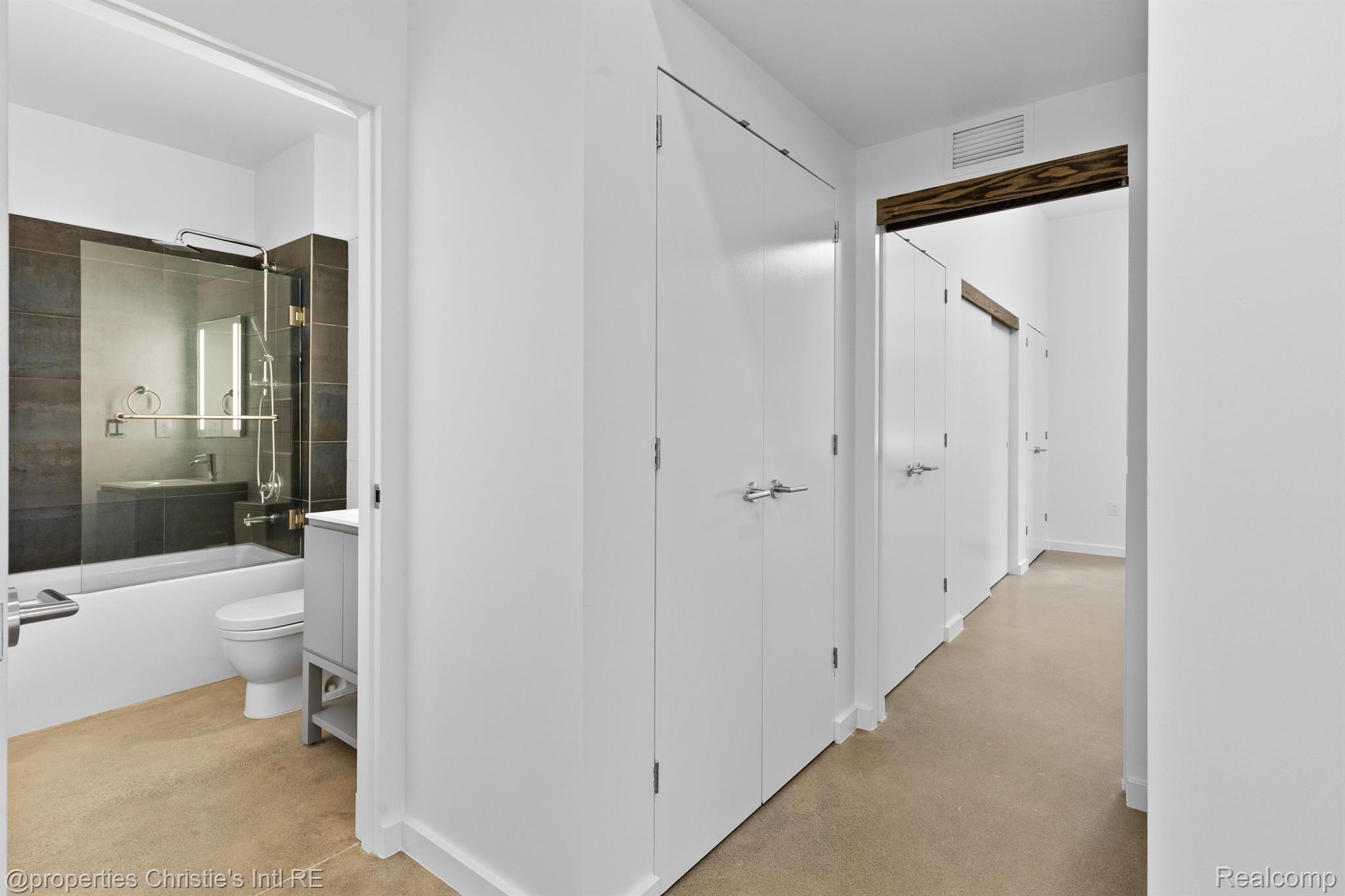 1454 TOWNSEND Street #106