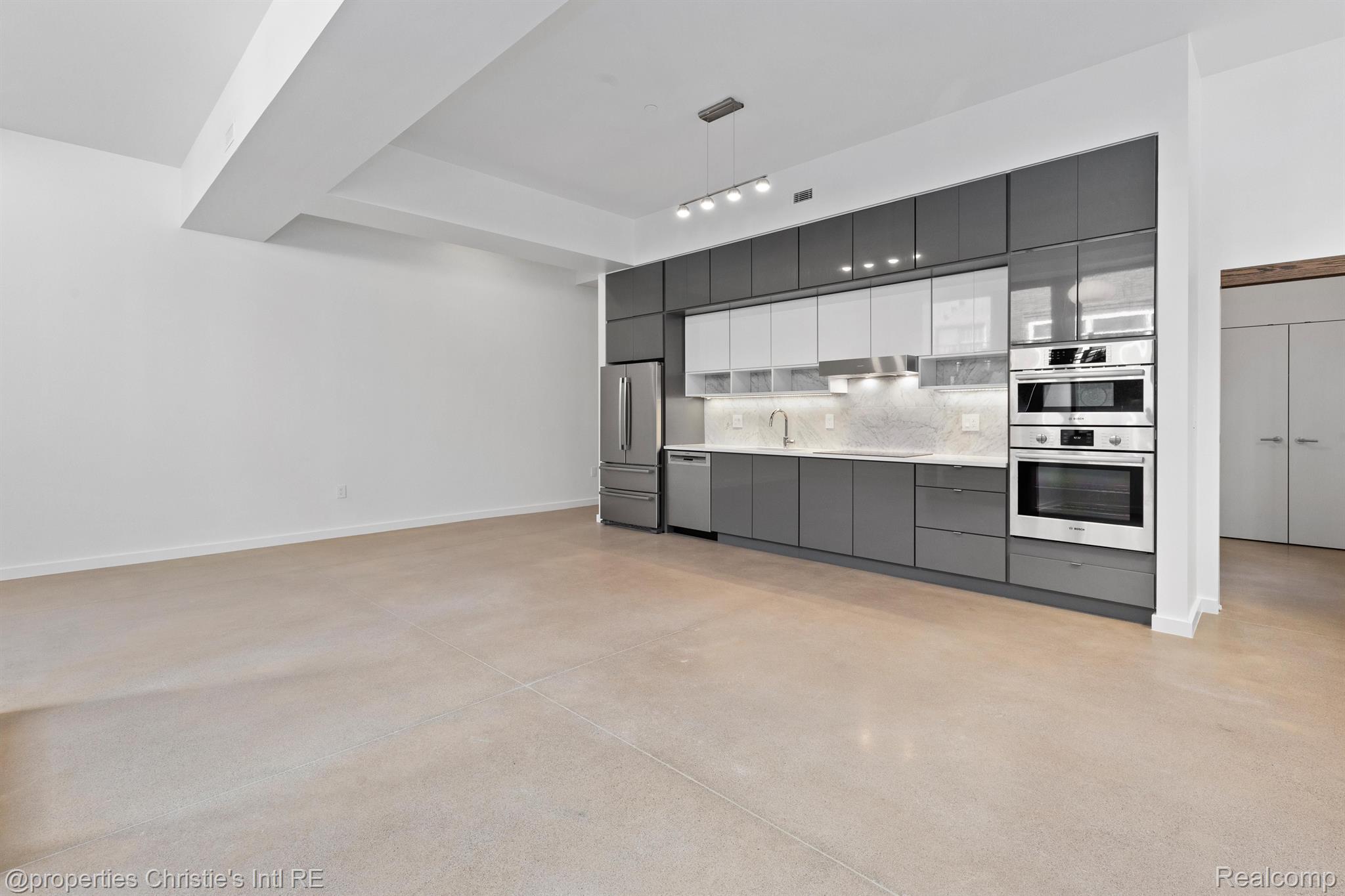 1454 TOWNSEND Street #106