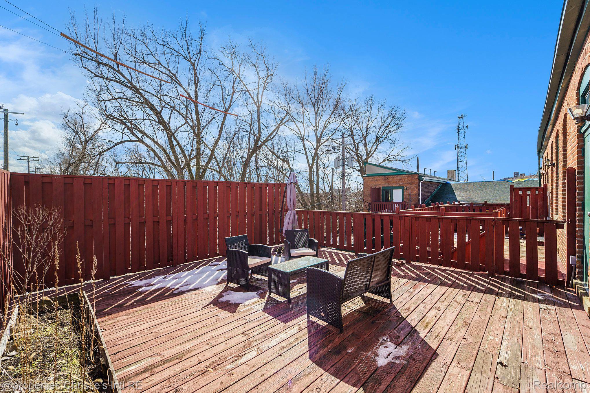 456 E MILWAUKEE Street