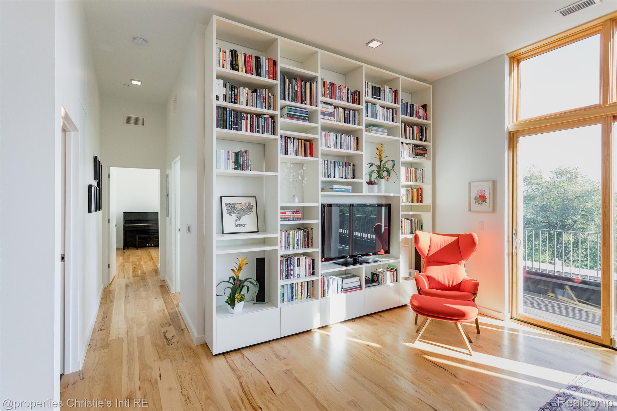 1454 TOWNSEND Street 403