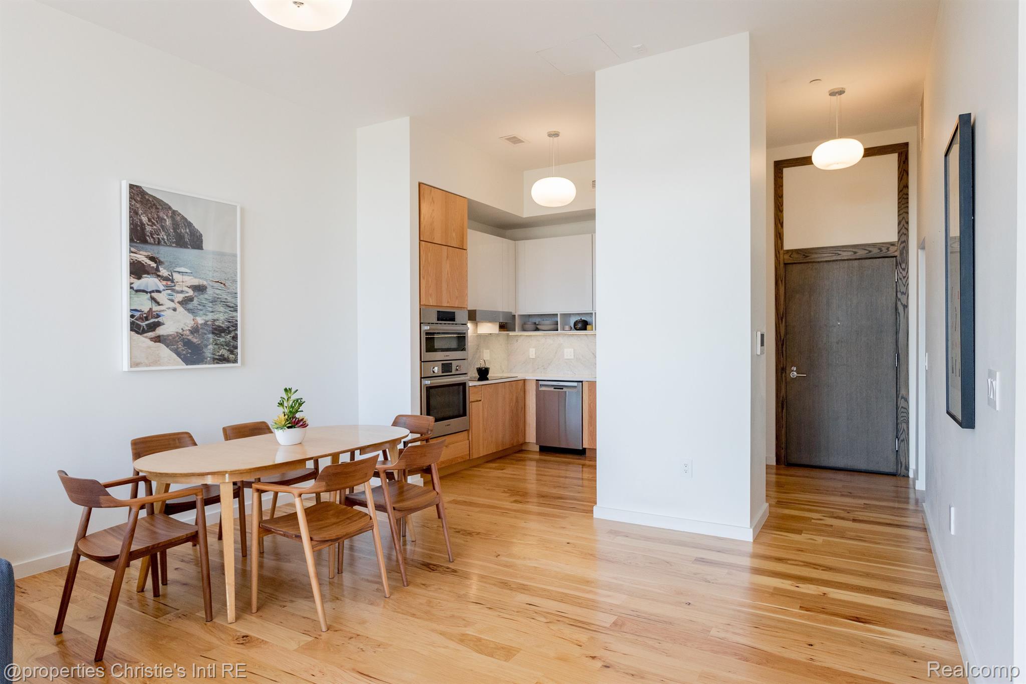 1454 TOWNSEND Street 403