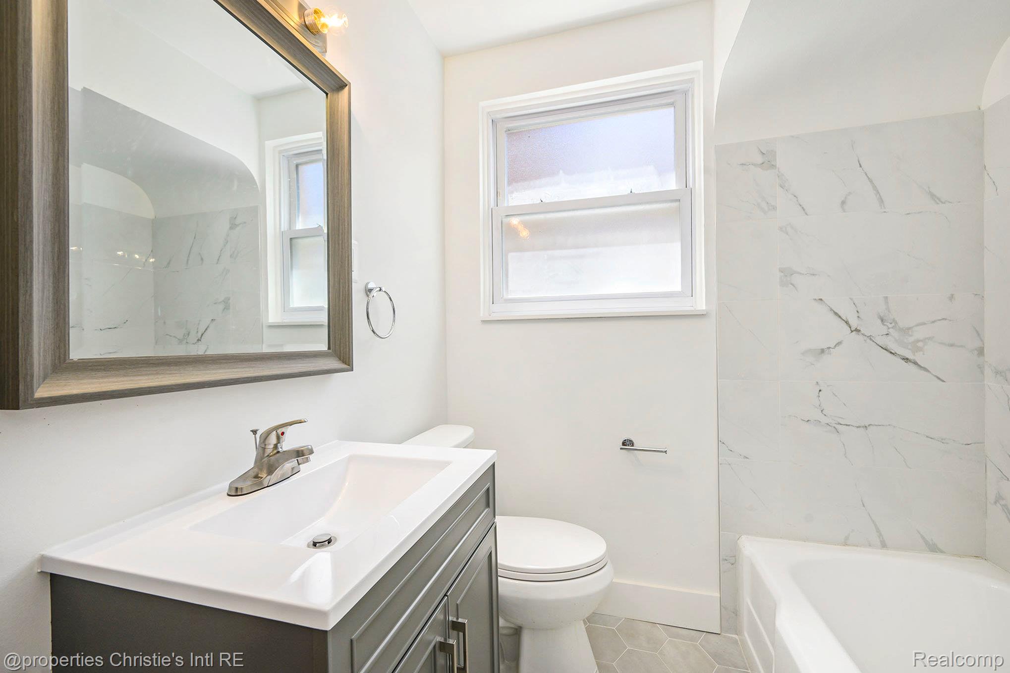 18661 Stoepel Street