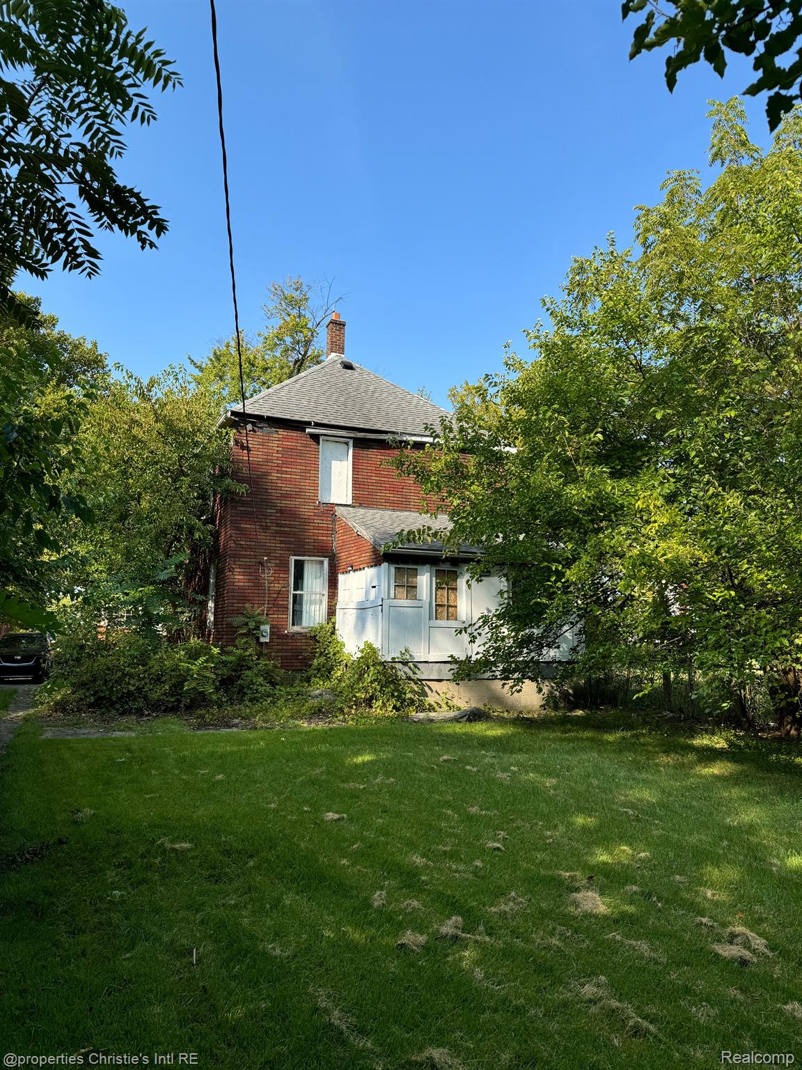 2986 CADILLAC Boulevard