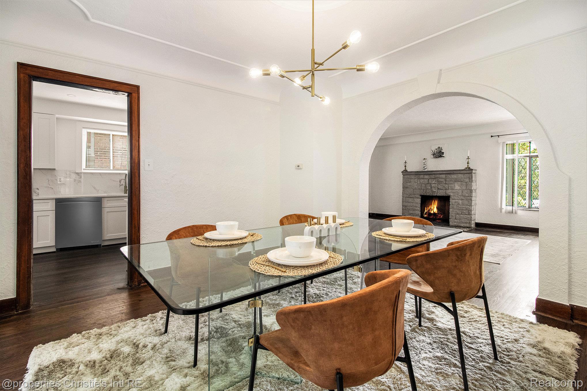 17585 Wisconsin Street