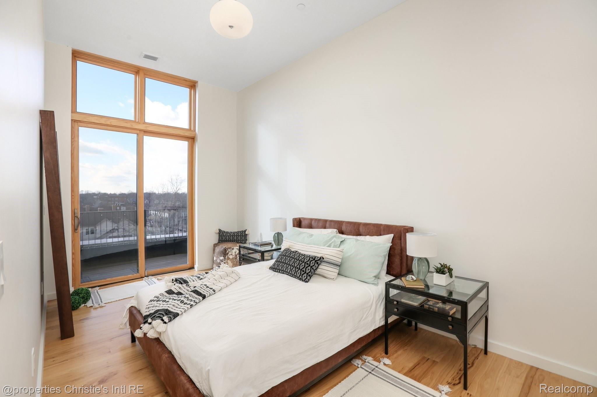 1454 TOWNSEND Street 405