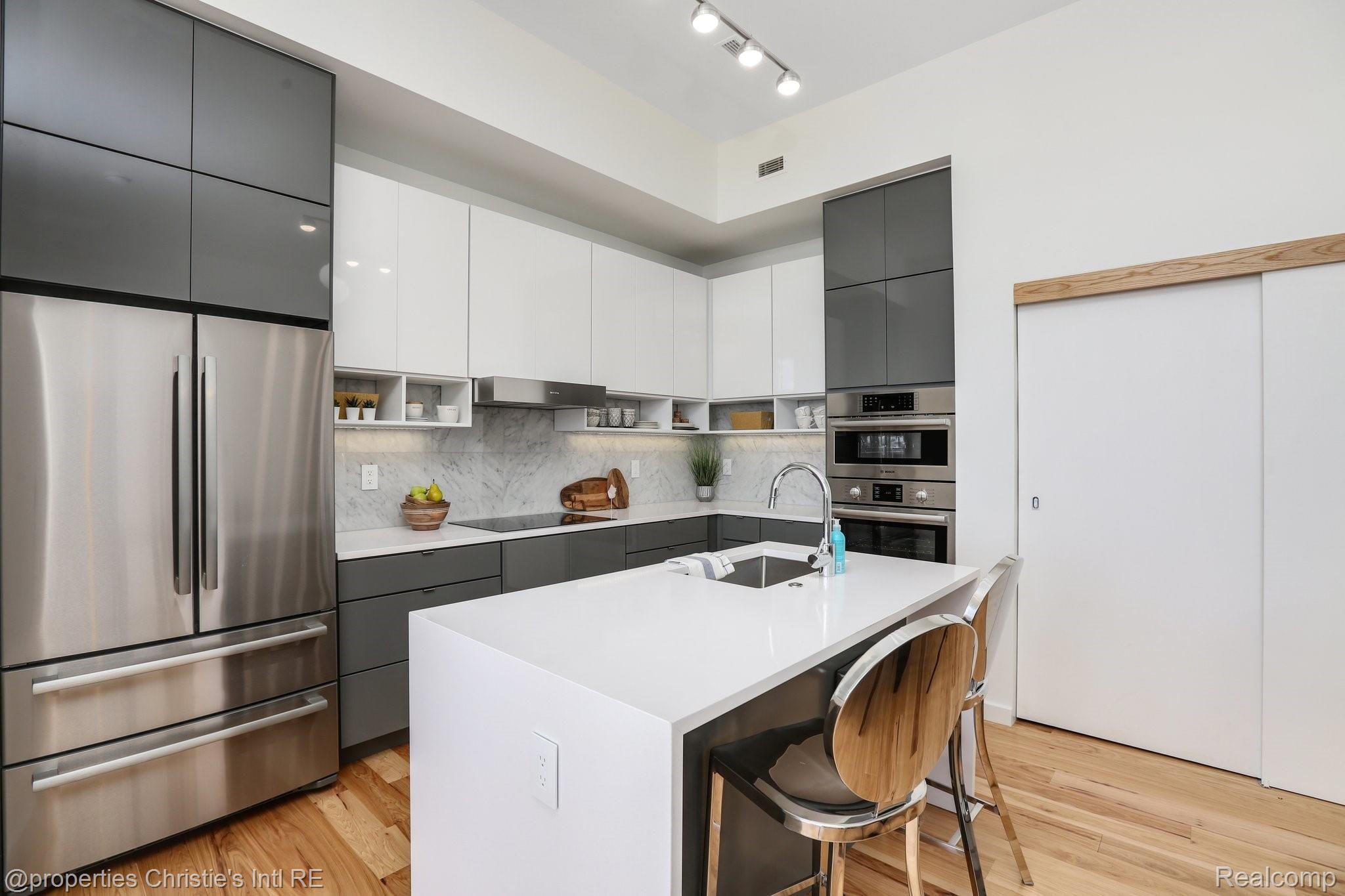 1454 TOWNSEND Street 405