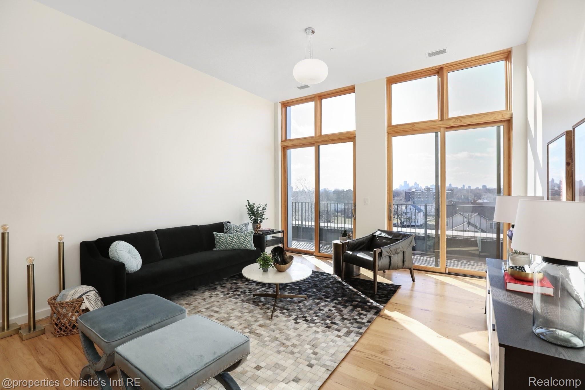 1454 TOWNSEND Street 405