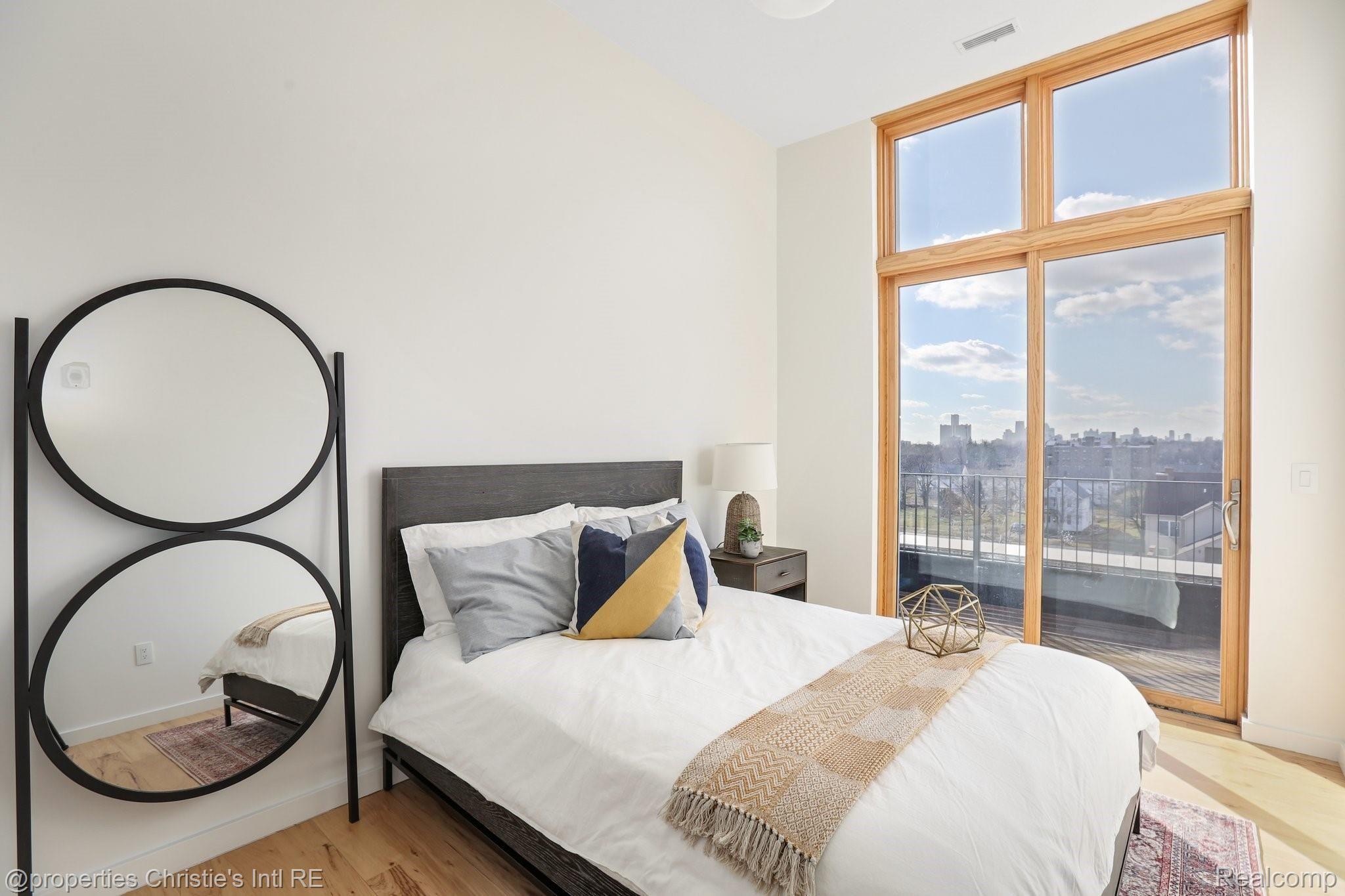 1454 TOWNSEND Street 405