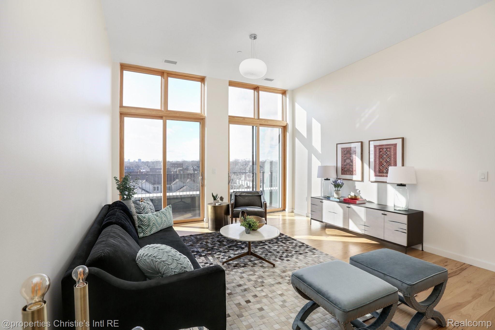 1454 TOWNSEND Street 405