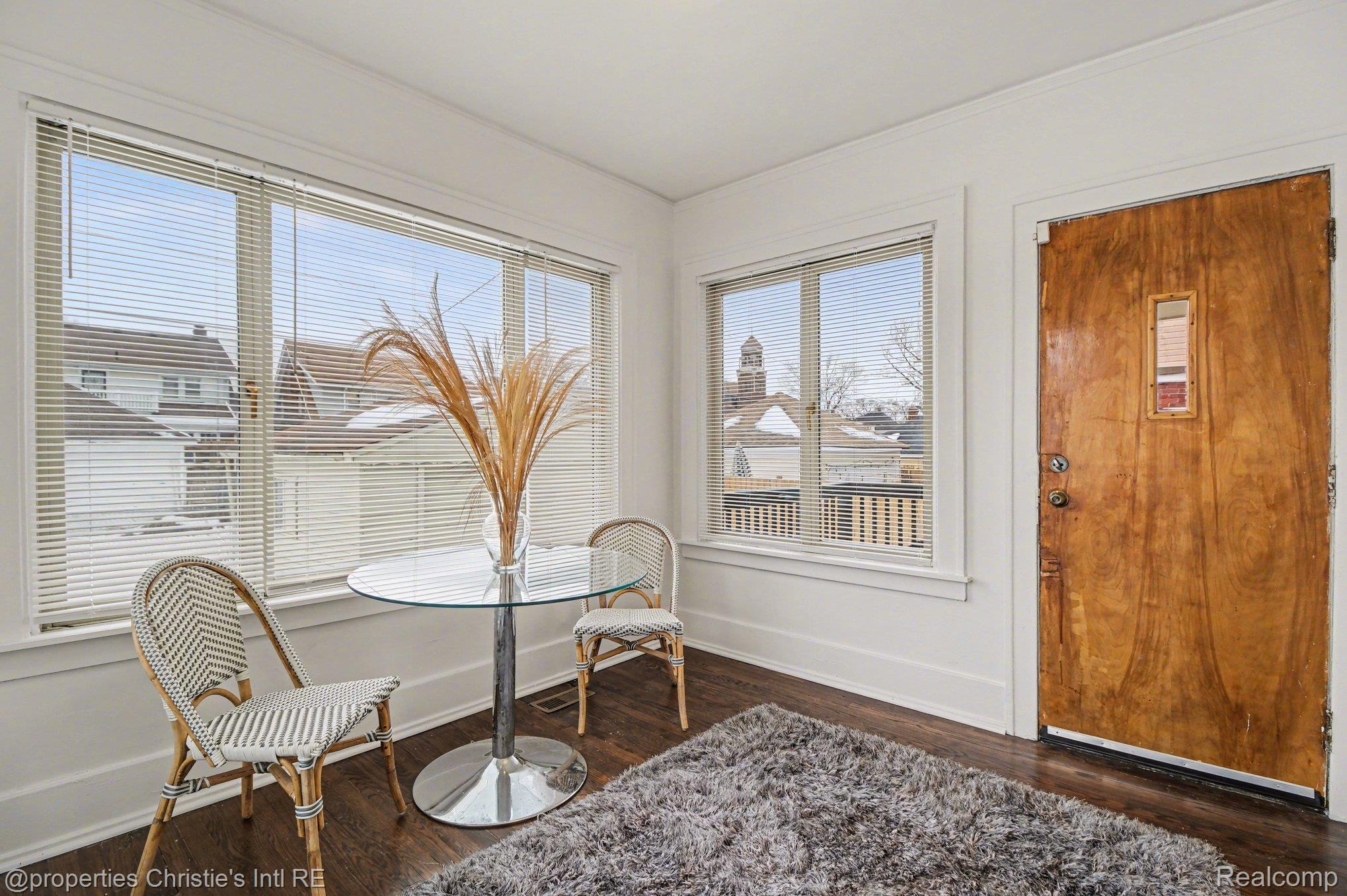 3873 Iroquois Street