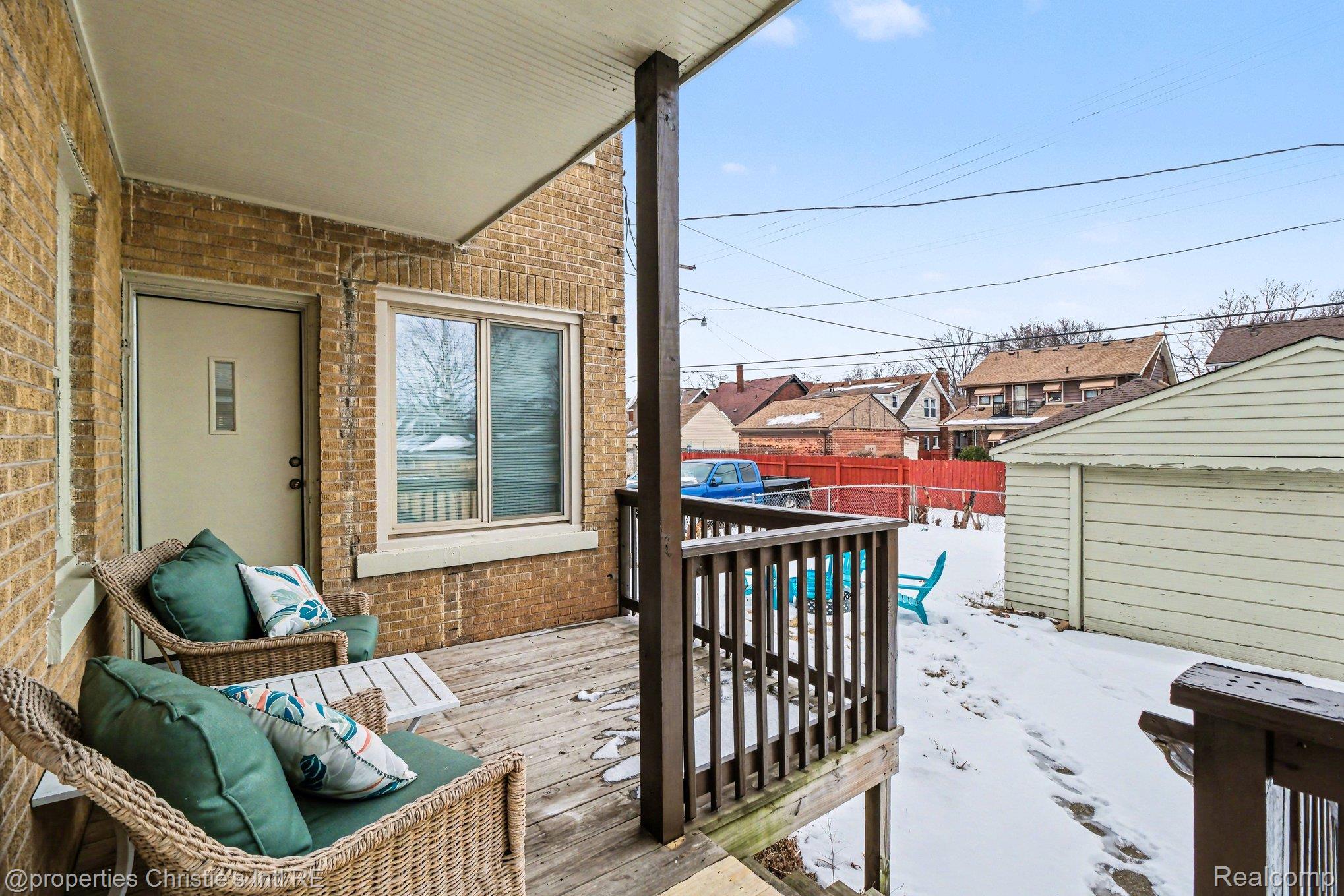 3873 Iroquois Street