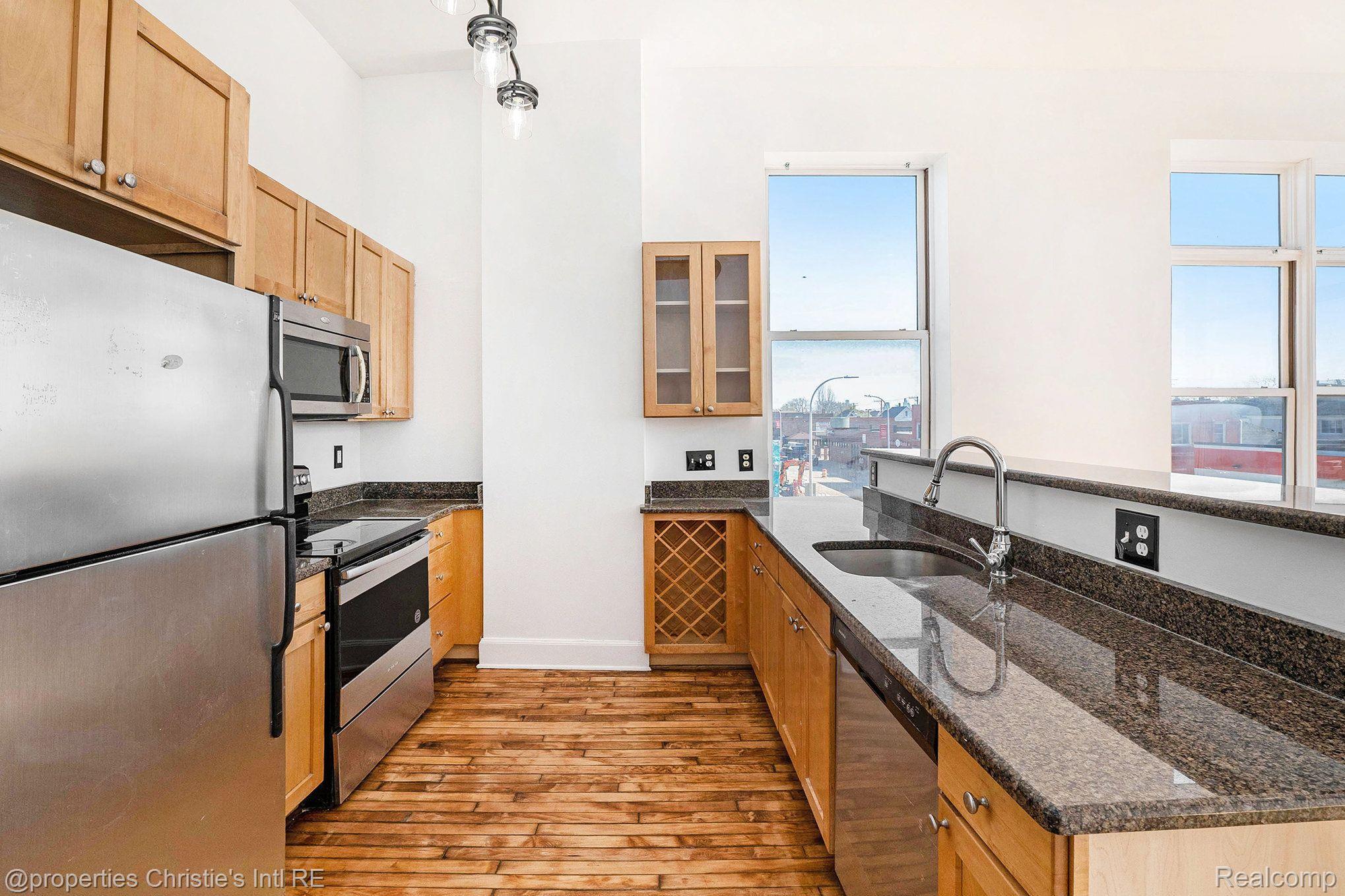 8820 JOSEPH CAMPAU Street 3