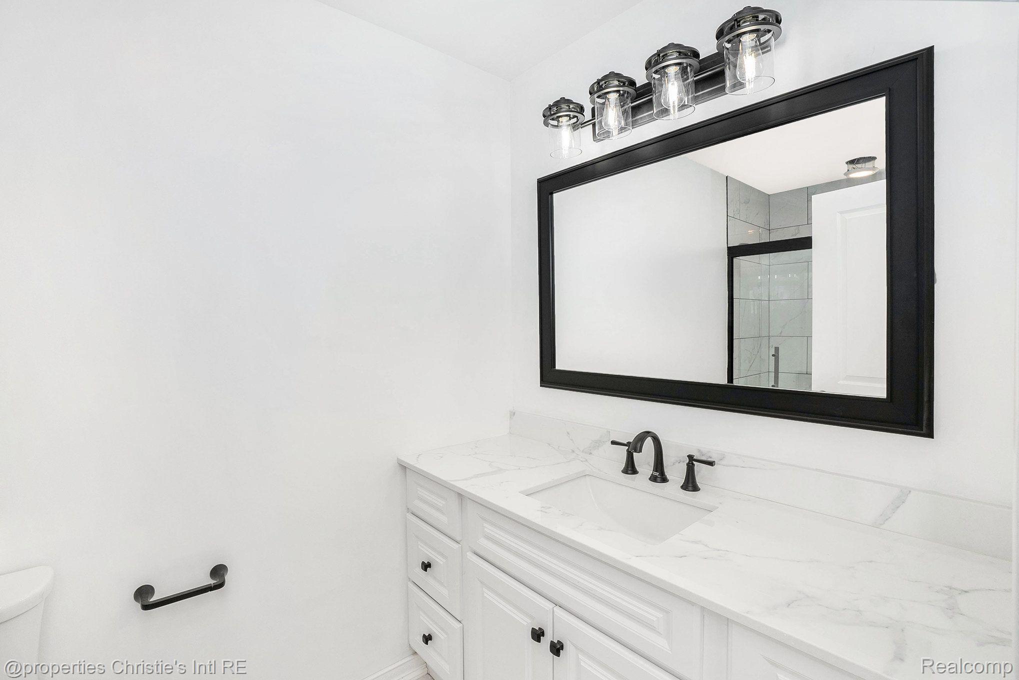 8820 JOSEPH CAMPAU Street 3