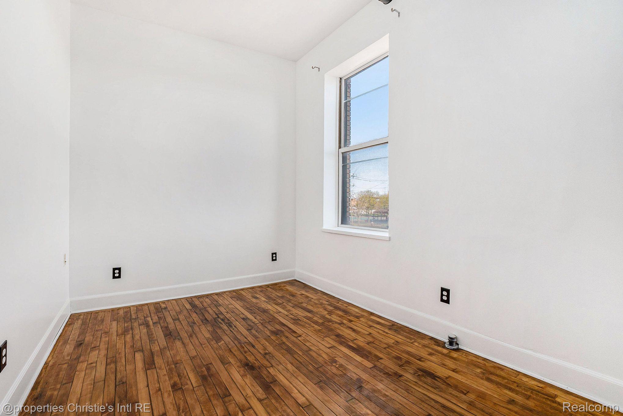 8820 JOSEPH CAMPAU Street 3