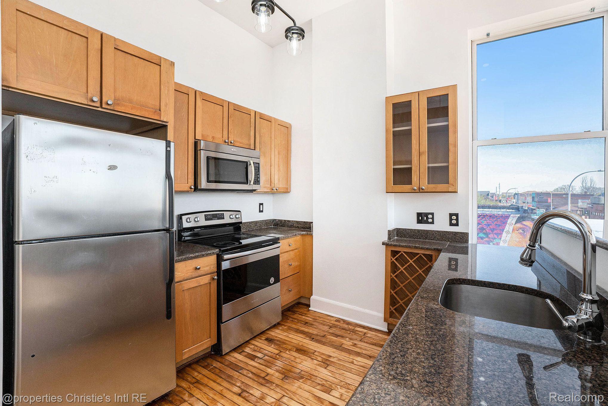 8820 JOSEPH CAMPAU Street 3