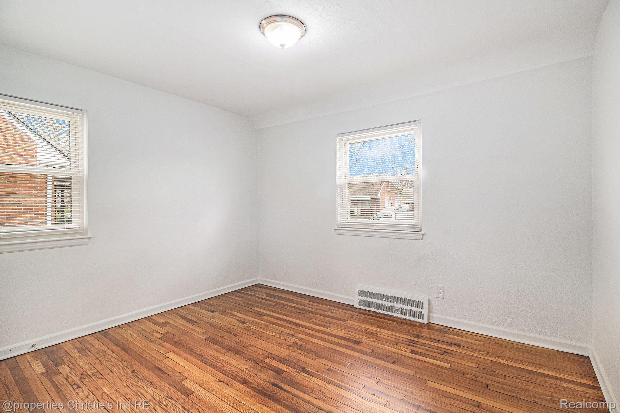 11669 CHATHAM