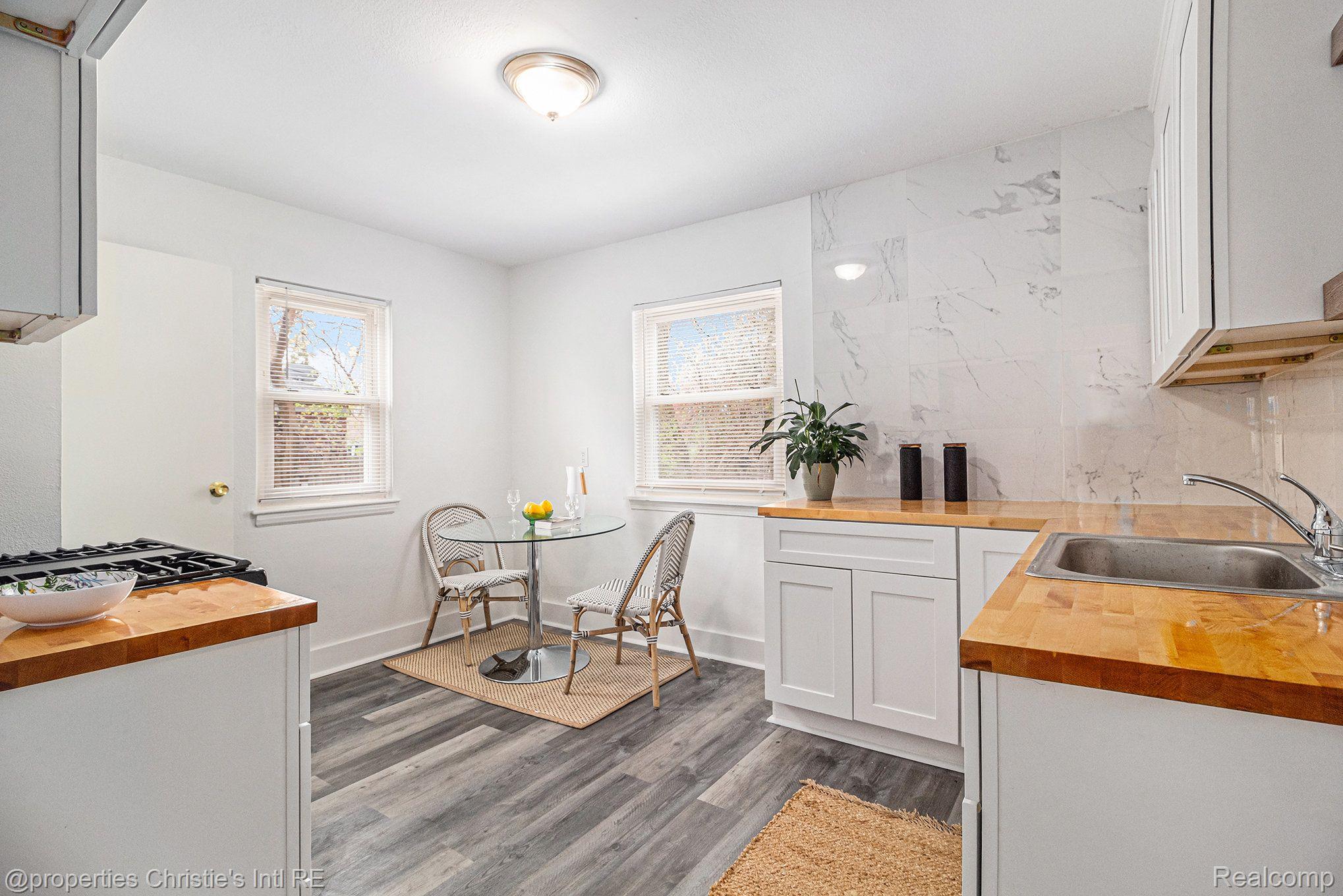 11669 CHATHAM